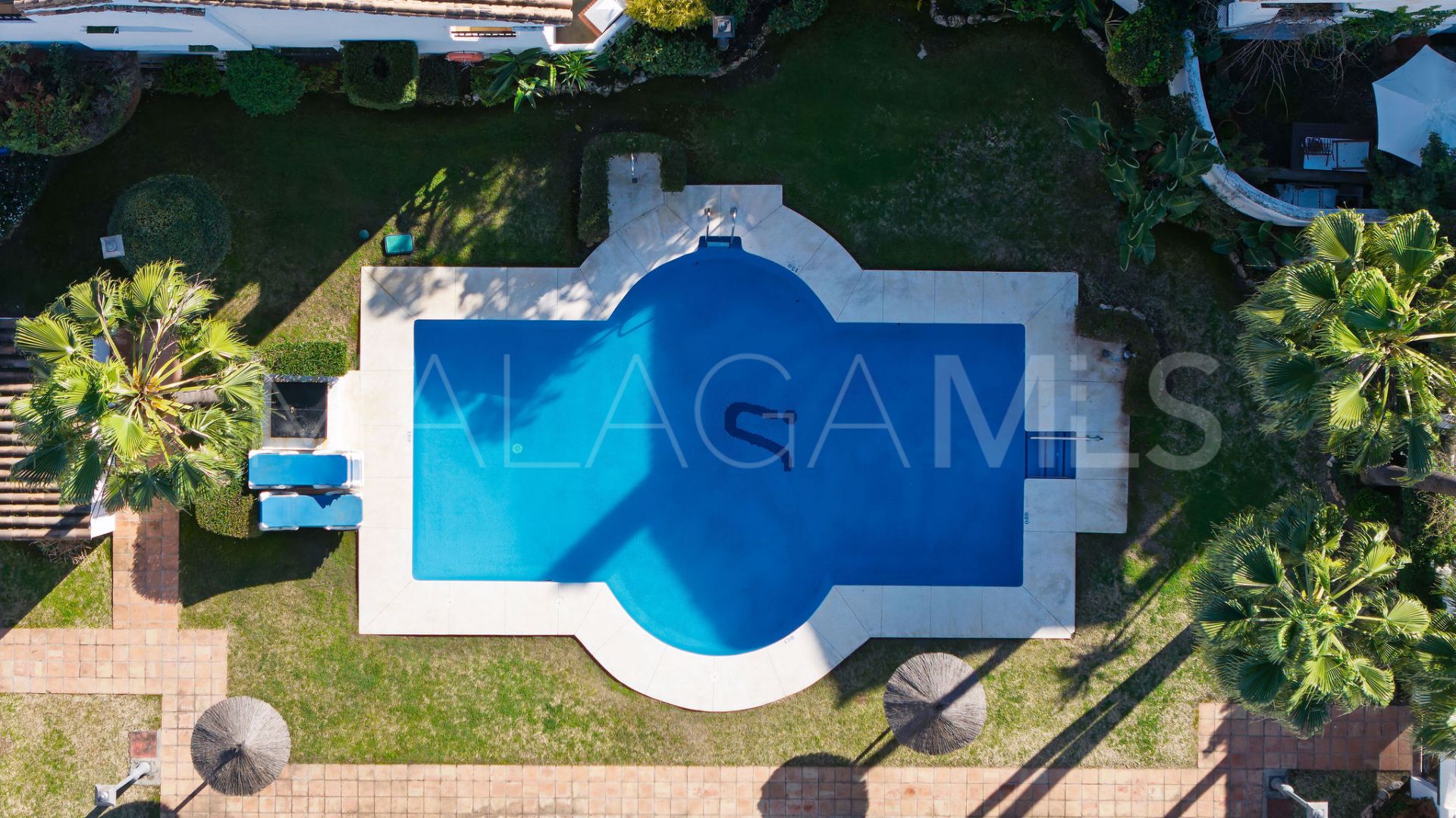 Radhus for sale in Los Naranjos de Marbella