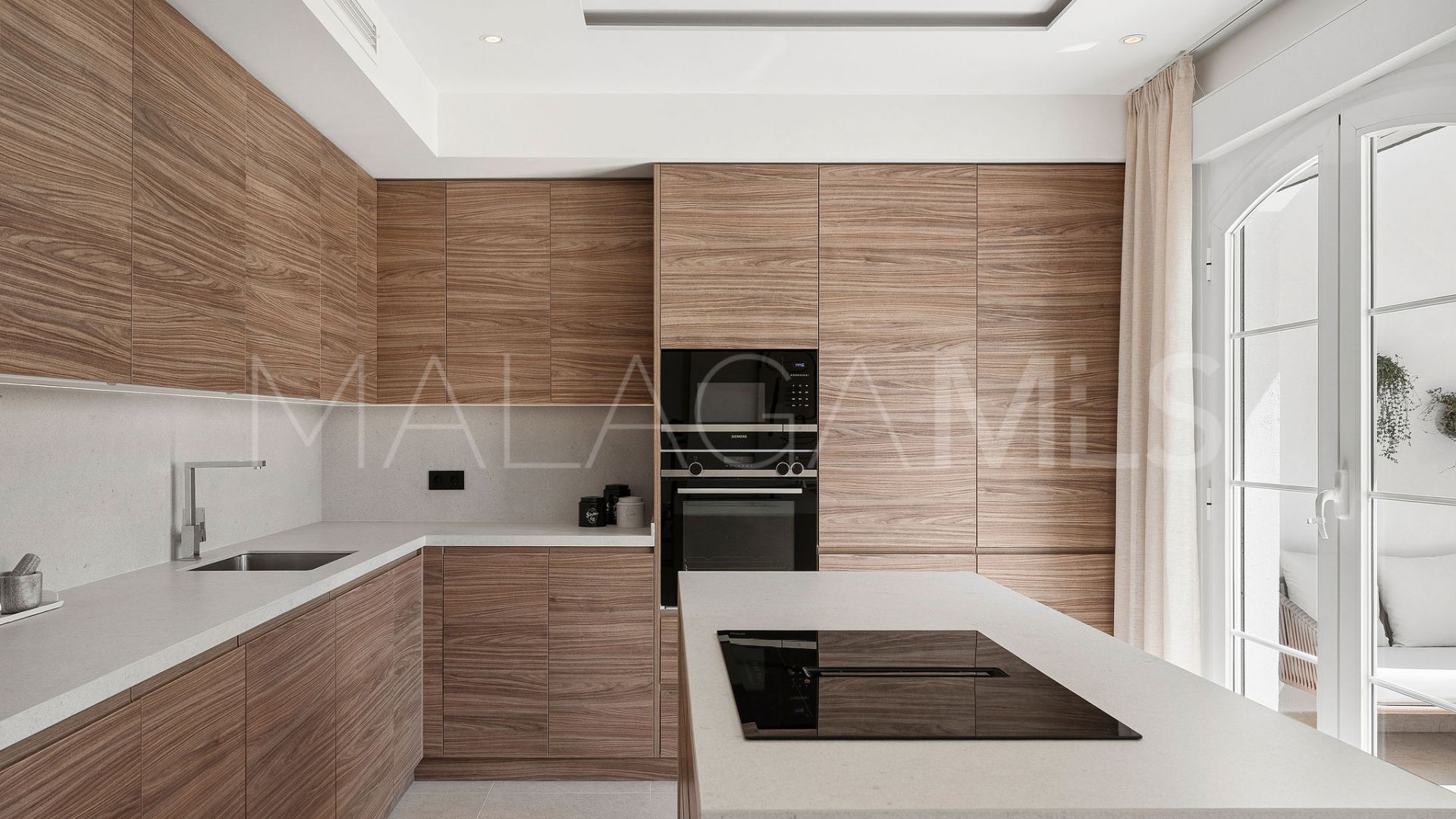 Buy 3 bedrooms penthouse in Los Arqueros