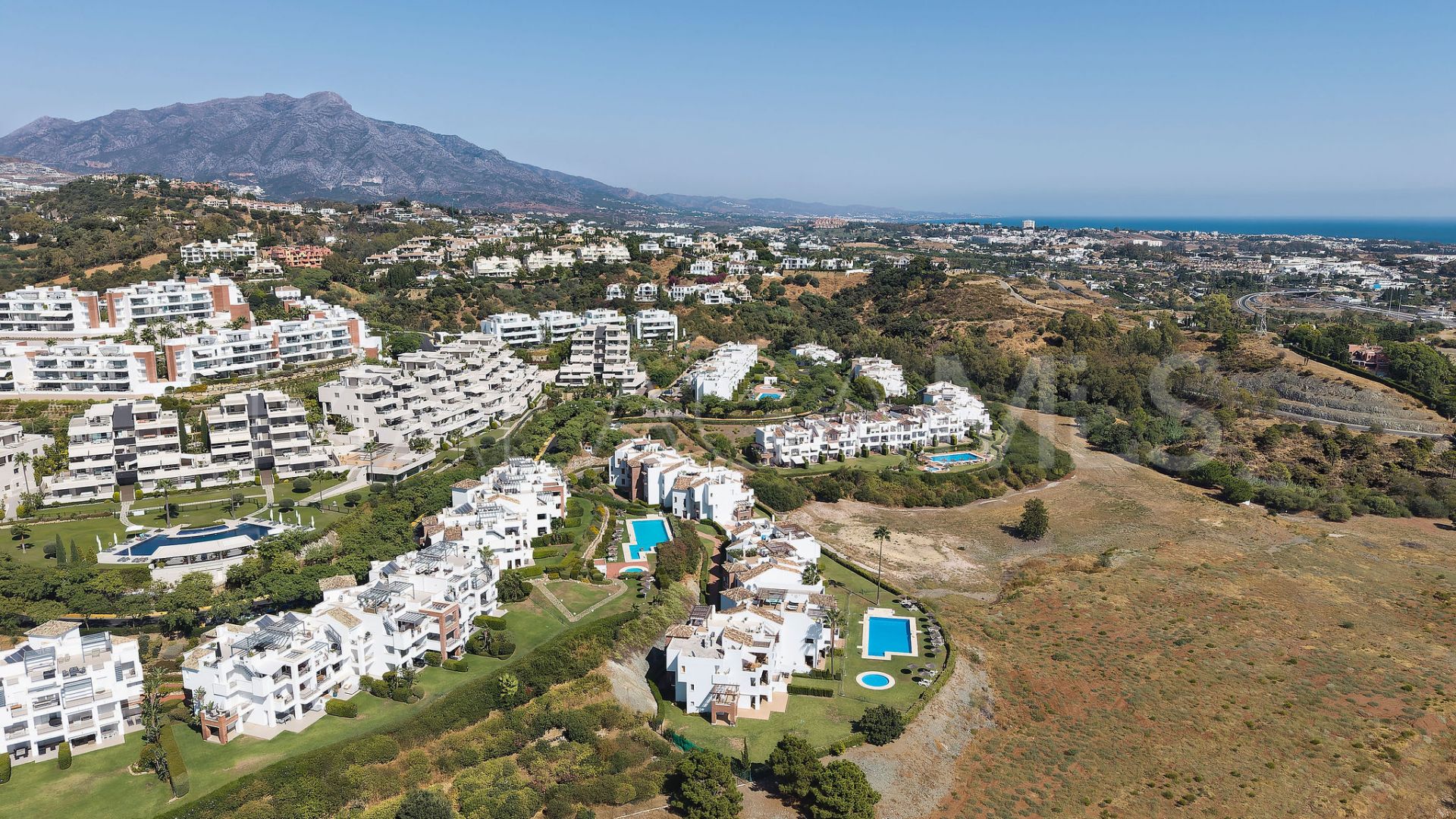 Buy 3 bedrooms penthouse in Los Arqueros