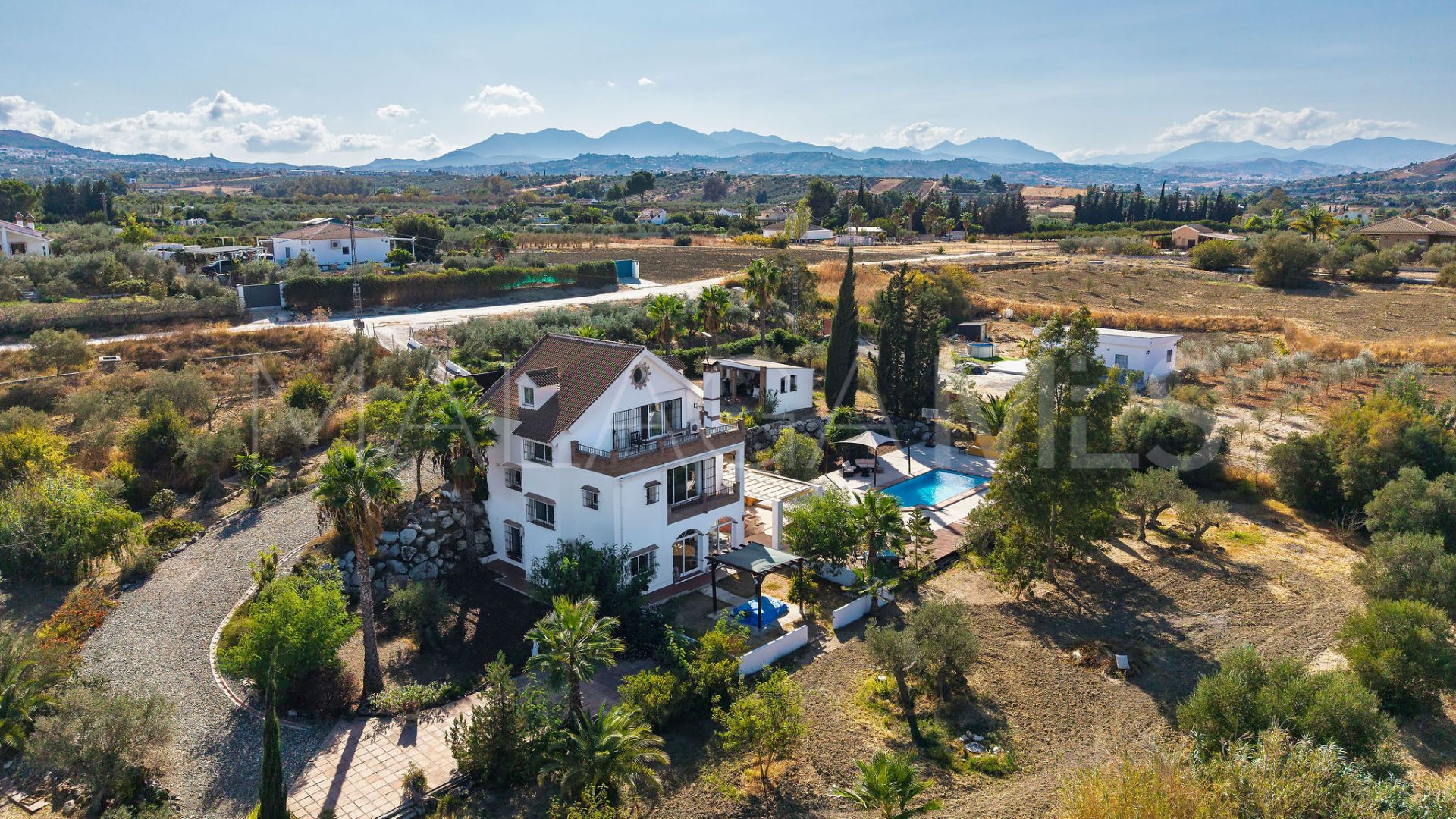 Villa for sale in Alhaurin el Grande