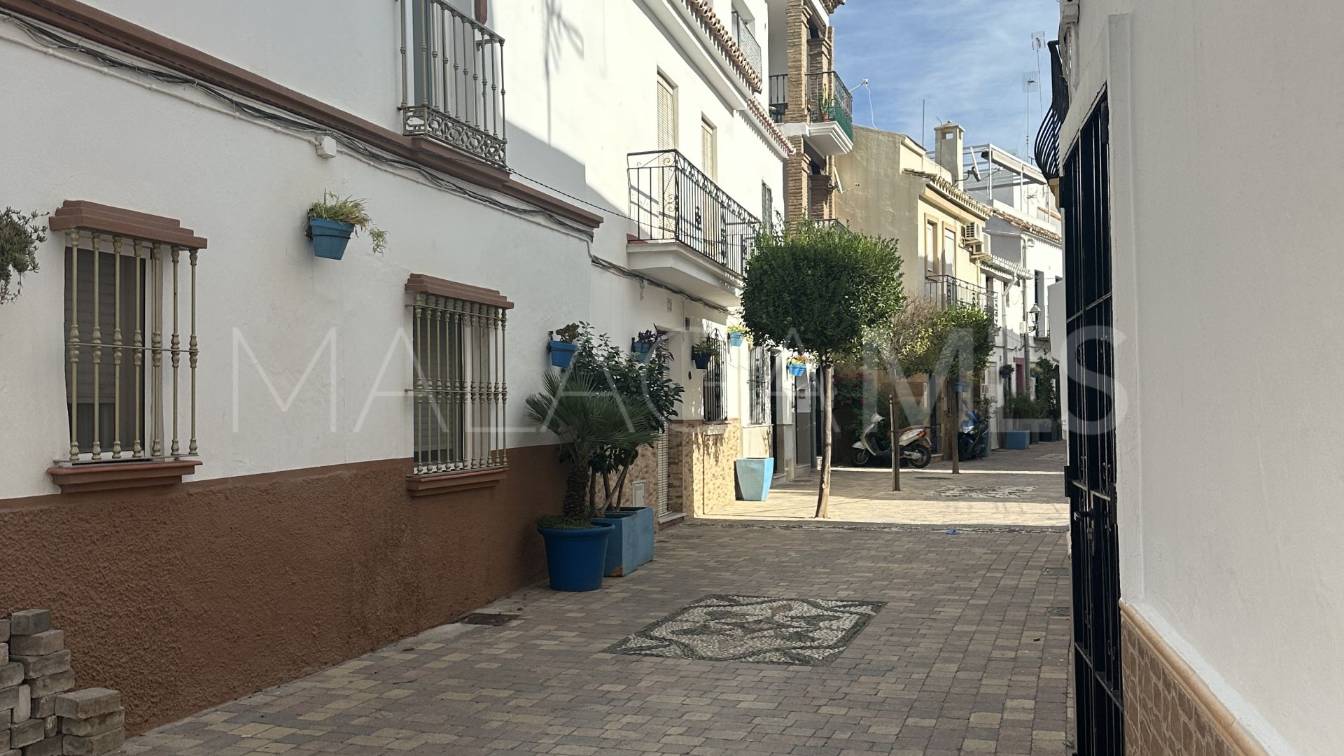 Ground floor duplex for sale in Estepona Old Town