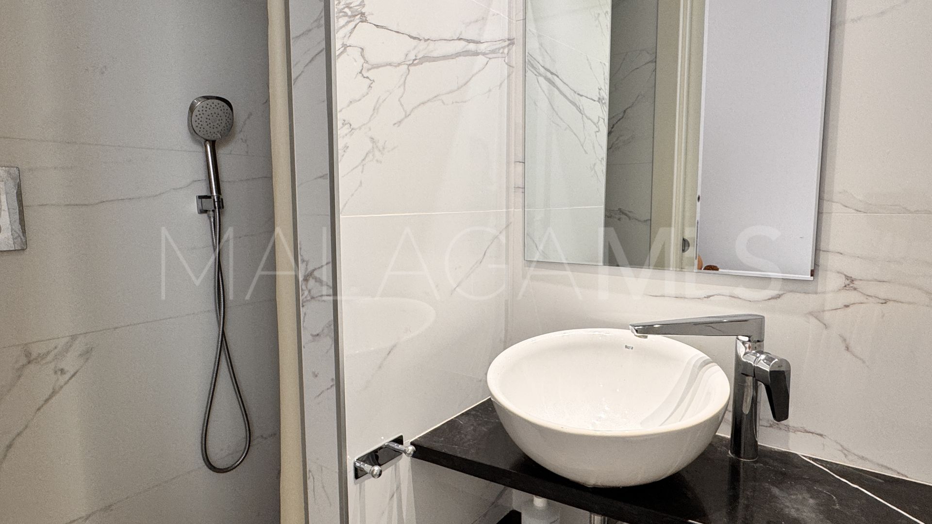 Ground floor duplex for sale in Estepona Old Town