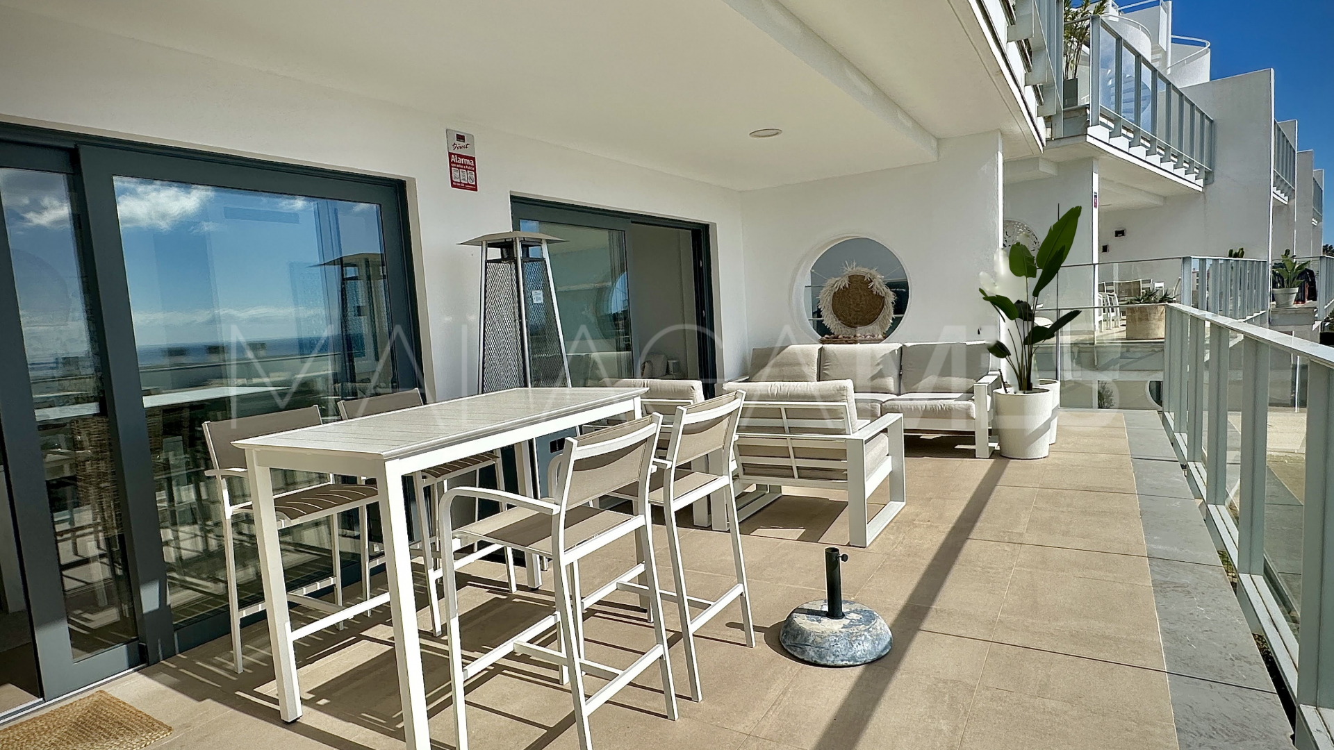 Appartement for sale in Sunrise Height