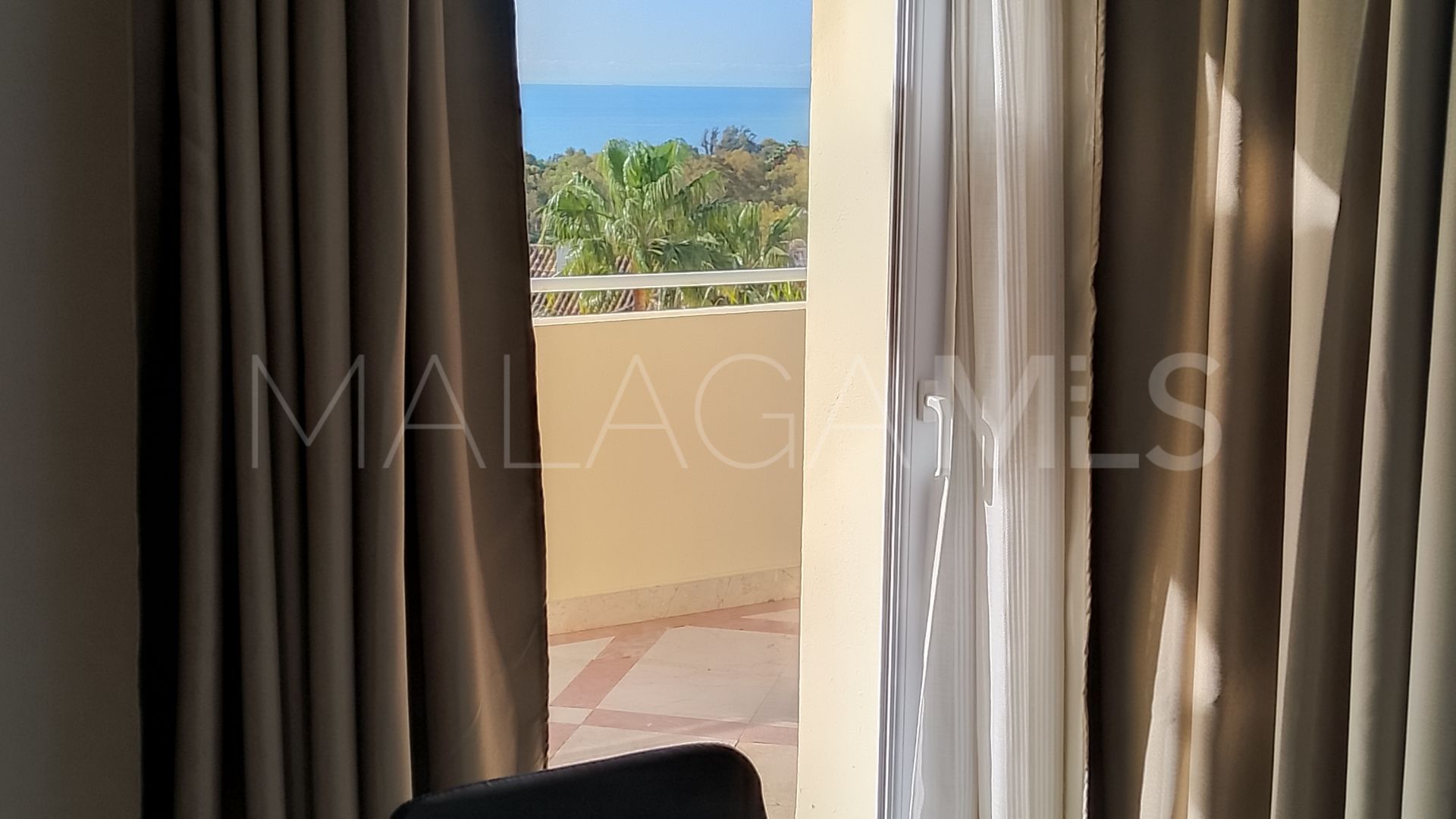 Majestic, atico a la venta with 3 bedrooms