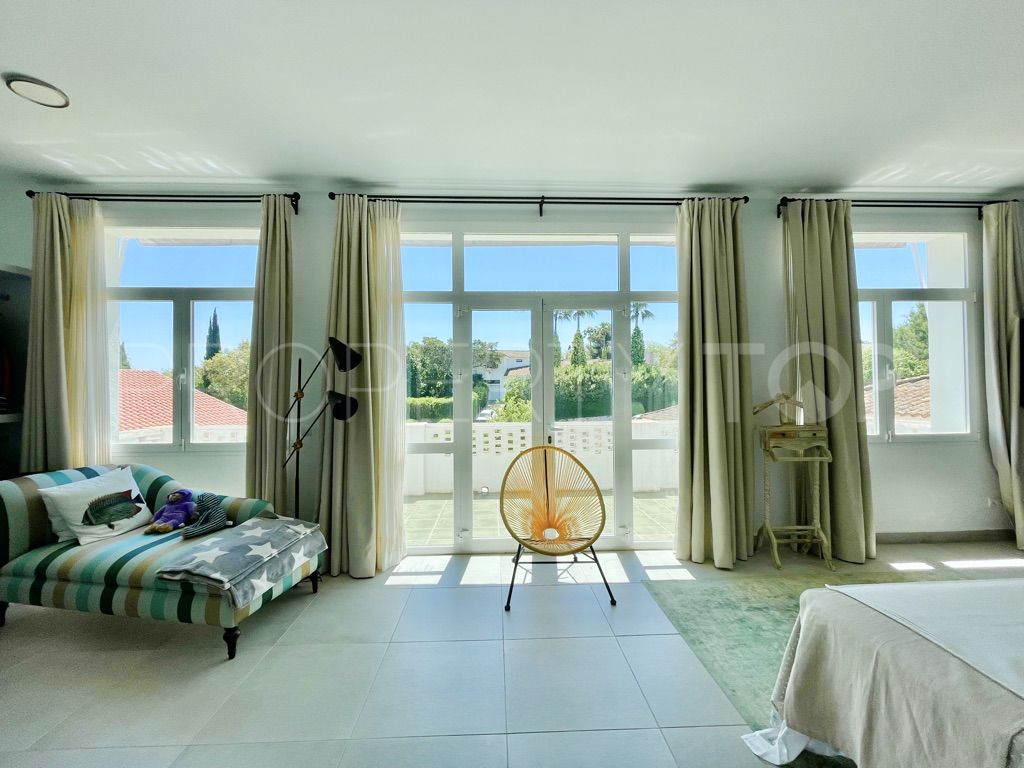 5 bedrooms Sotogrande Bajo villa for sale