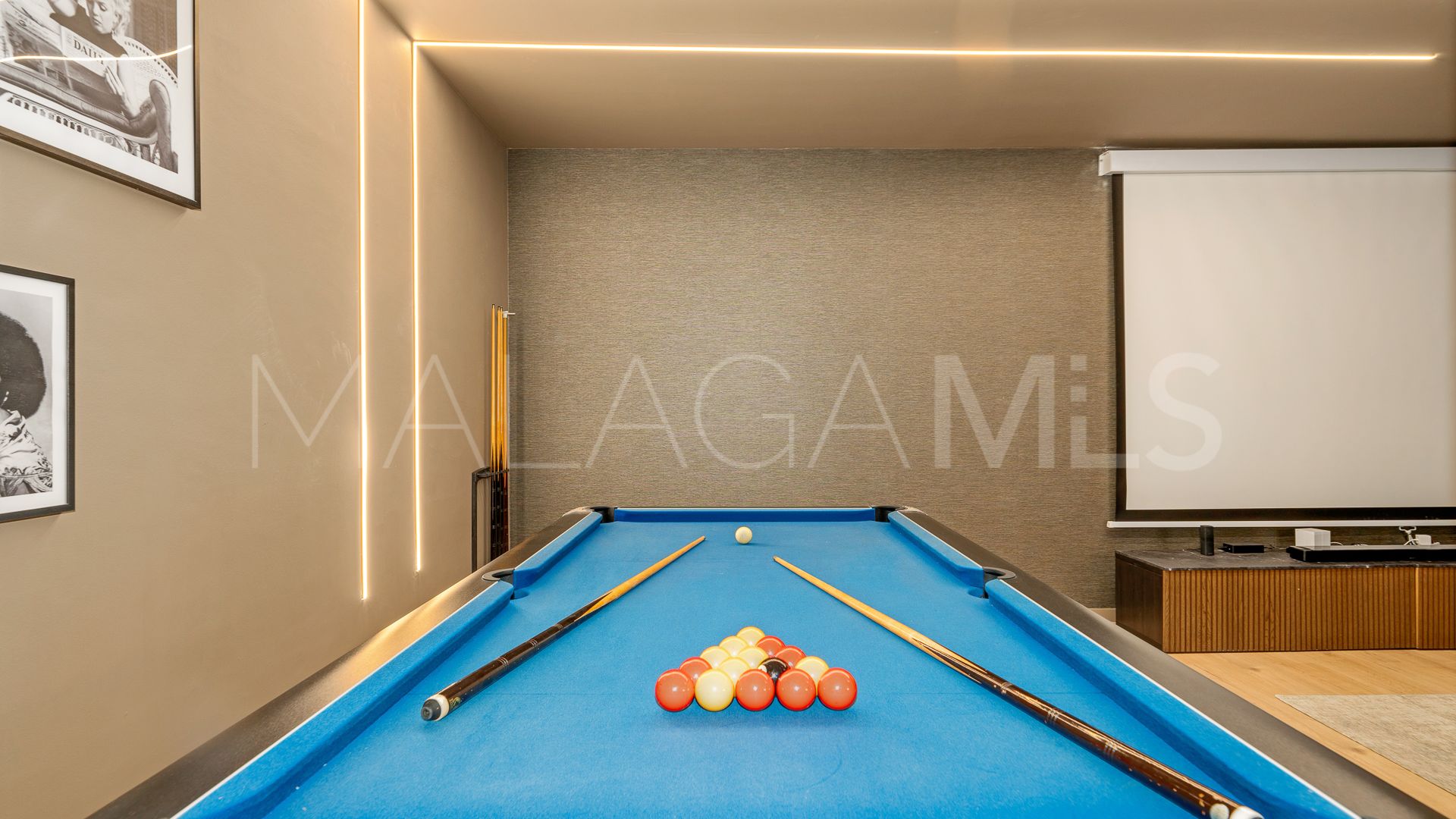 Los Naranjos Golf, villa for sale