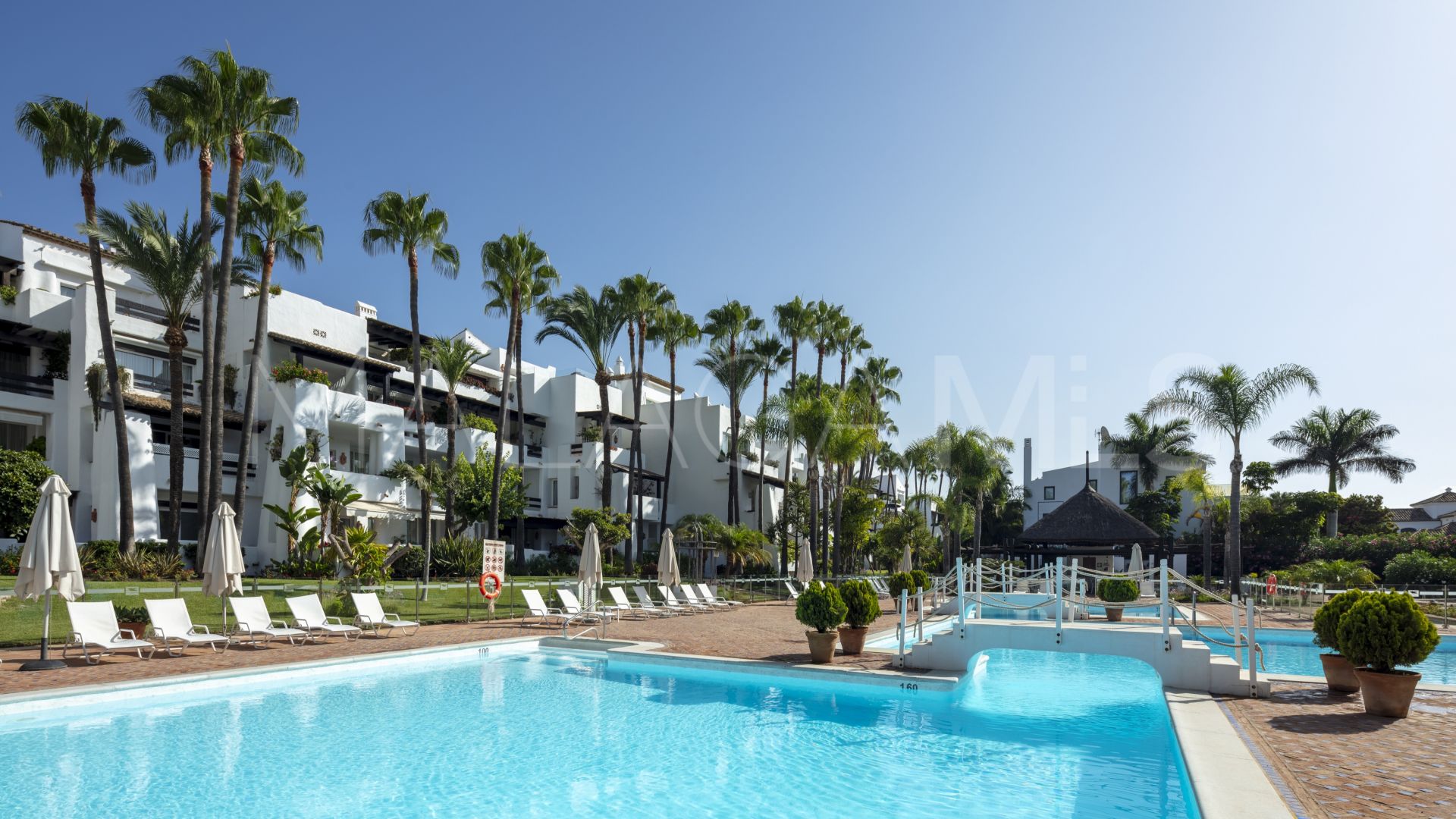Lägenhet for sale in Marina Puente Romano