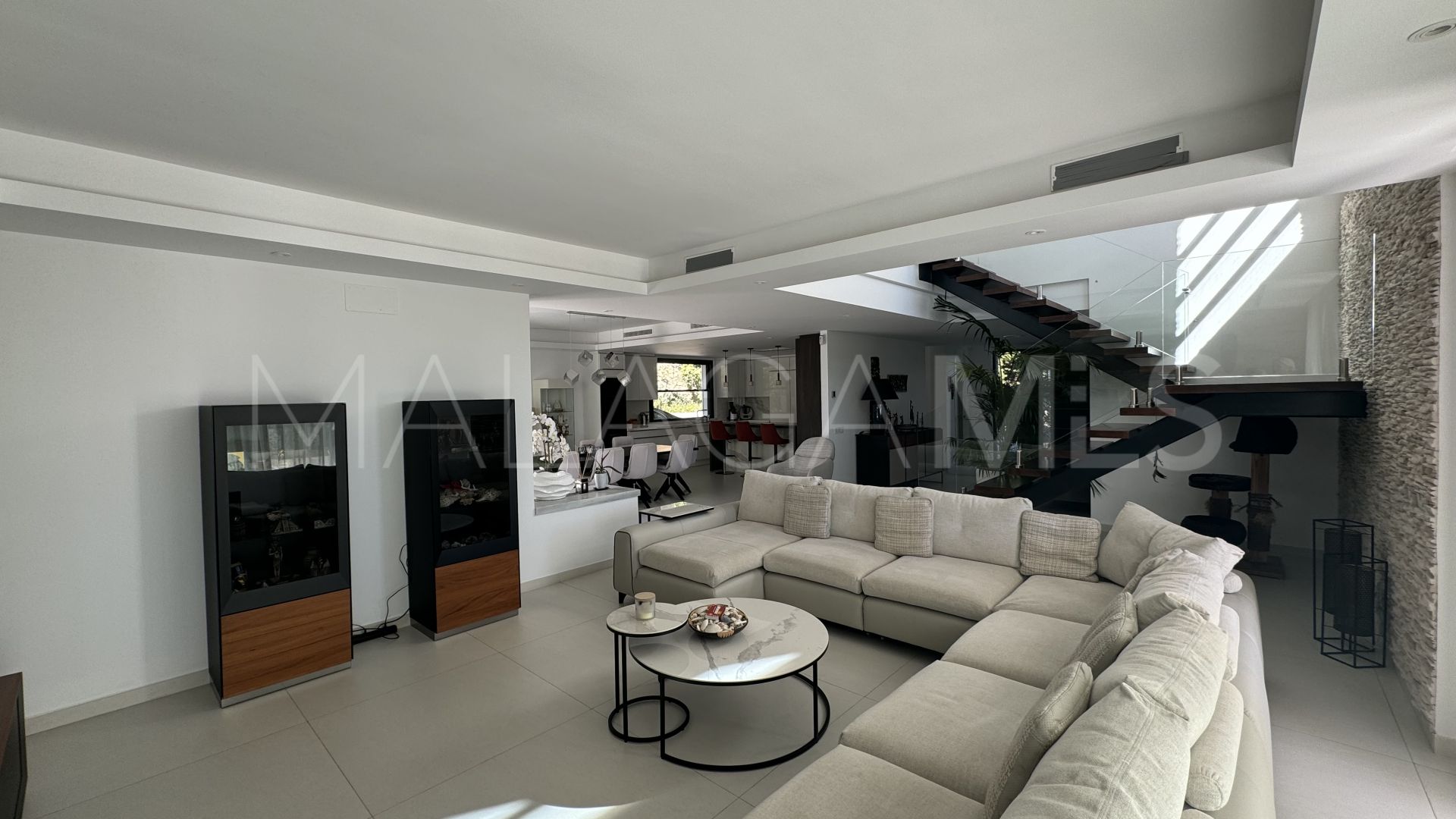 Villa for sale in Monte Biarritz de 6 bedrooms