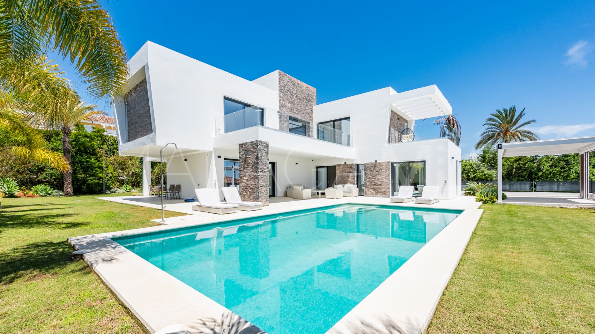 Villa for sale in Monte Biarritz de 6 bedrooms