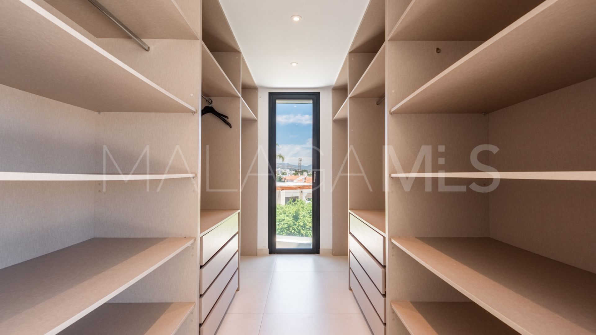 Villa for sale in Monte Biarritz de 6 bedrooms