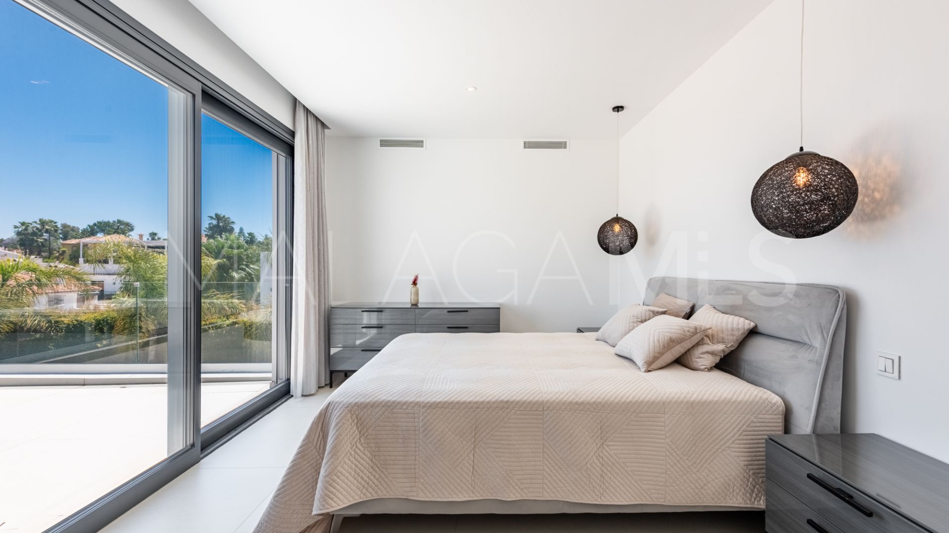 Villa for sale in Monte Biarritz de 6 bedrooms