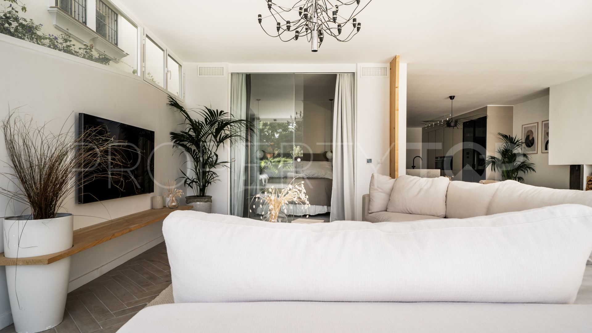 Comprar apartamento de 3 dormitorios en Palacetes Los Belvederes