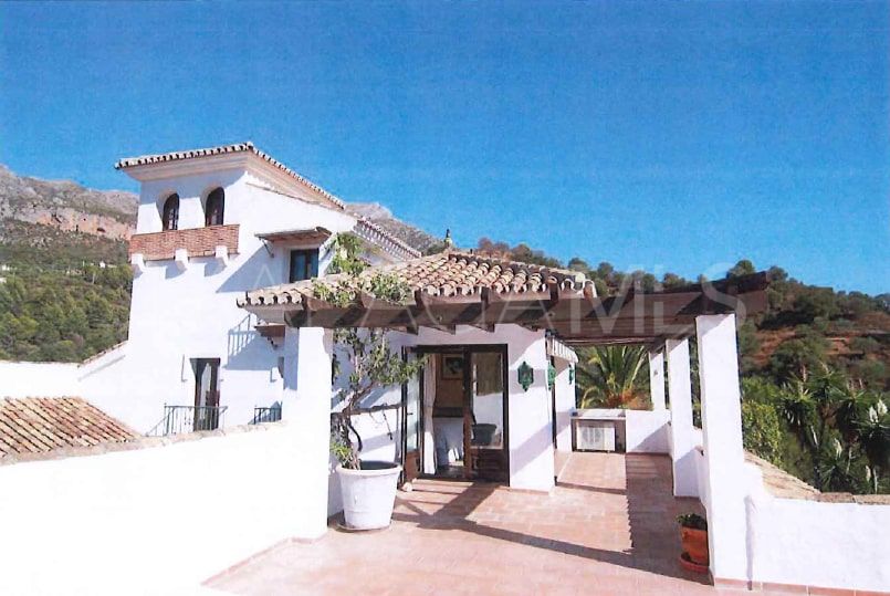 For sale Istan 6 bedrooms finca