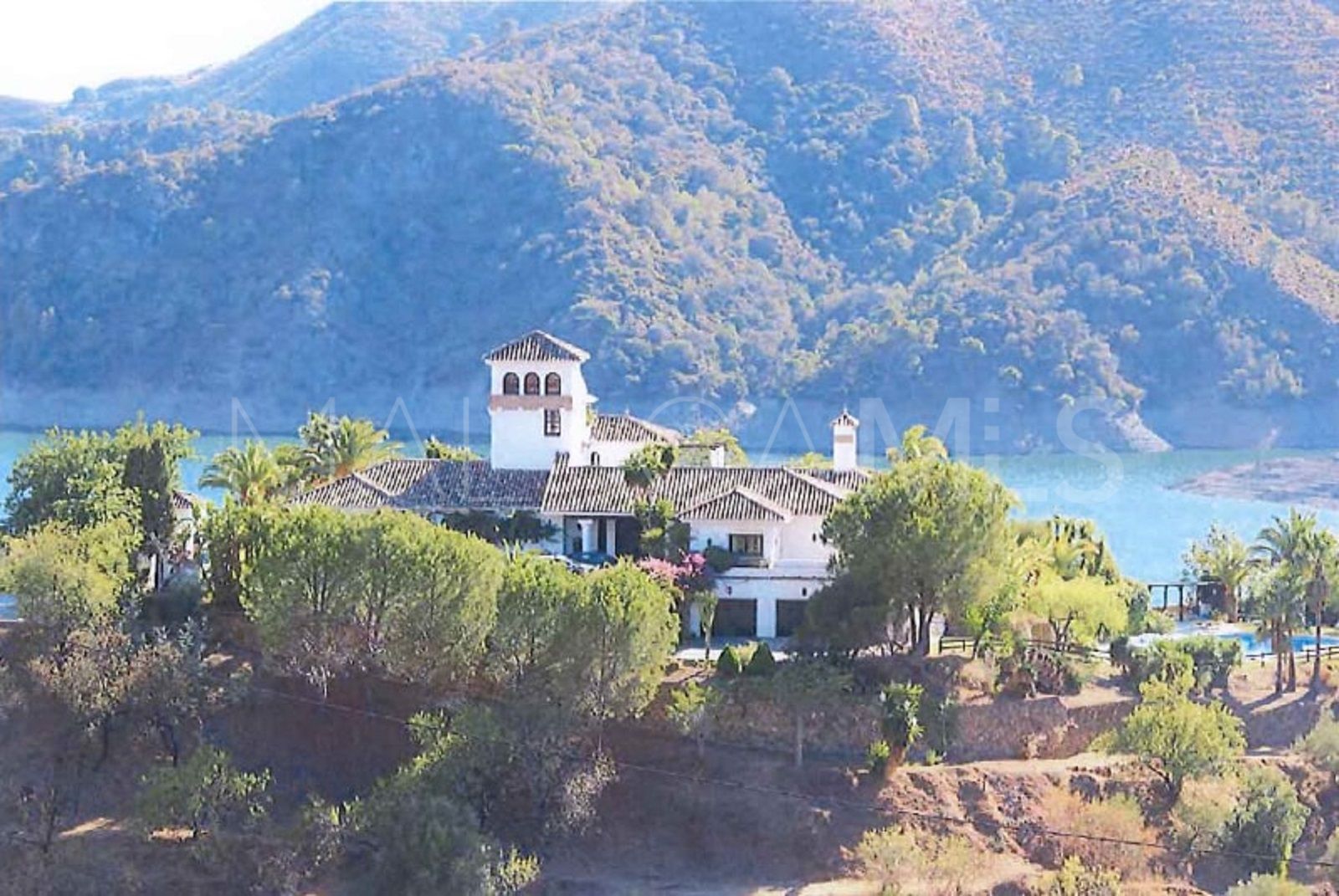 For sale Istan 6 bedrooms finca