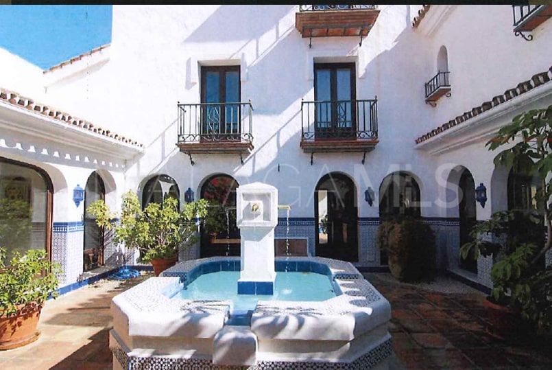 For sale Istan 6 bedrooms finca