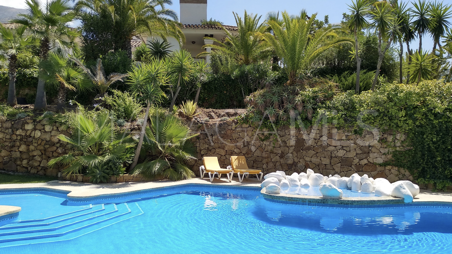 For sale Istan 6 bedrooms finca