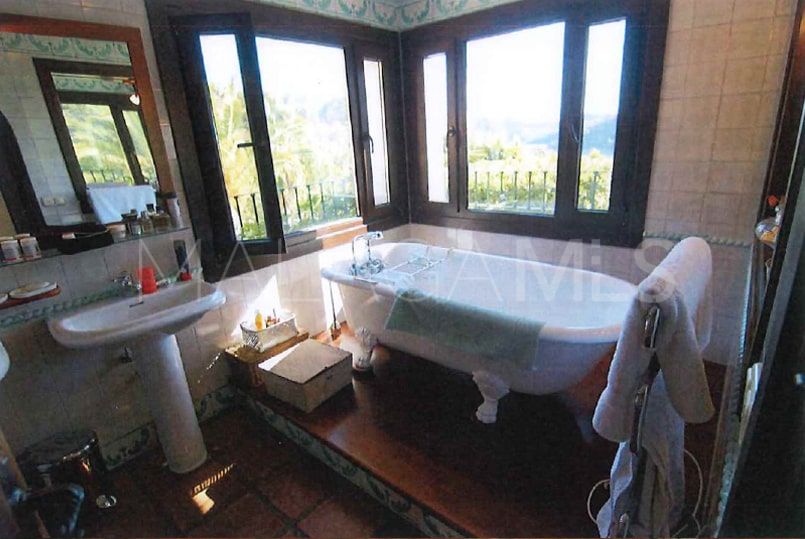 For sale Istan 6 bedrooms finca