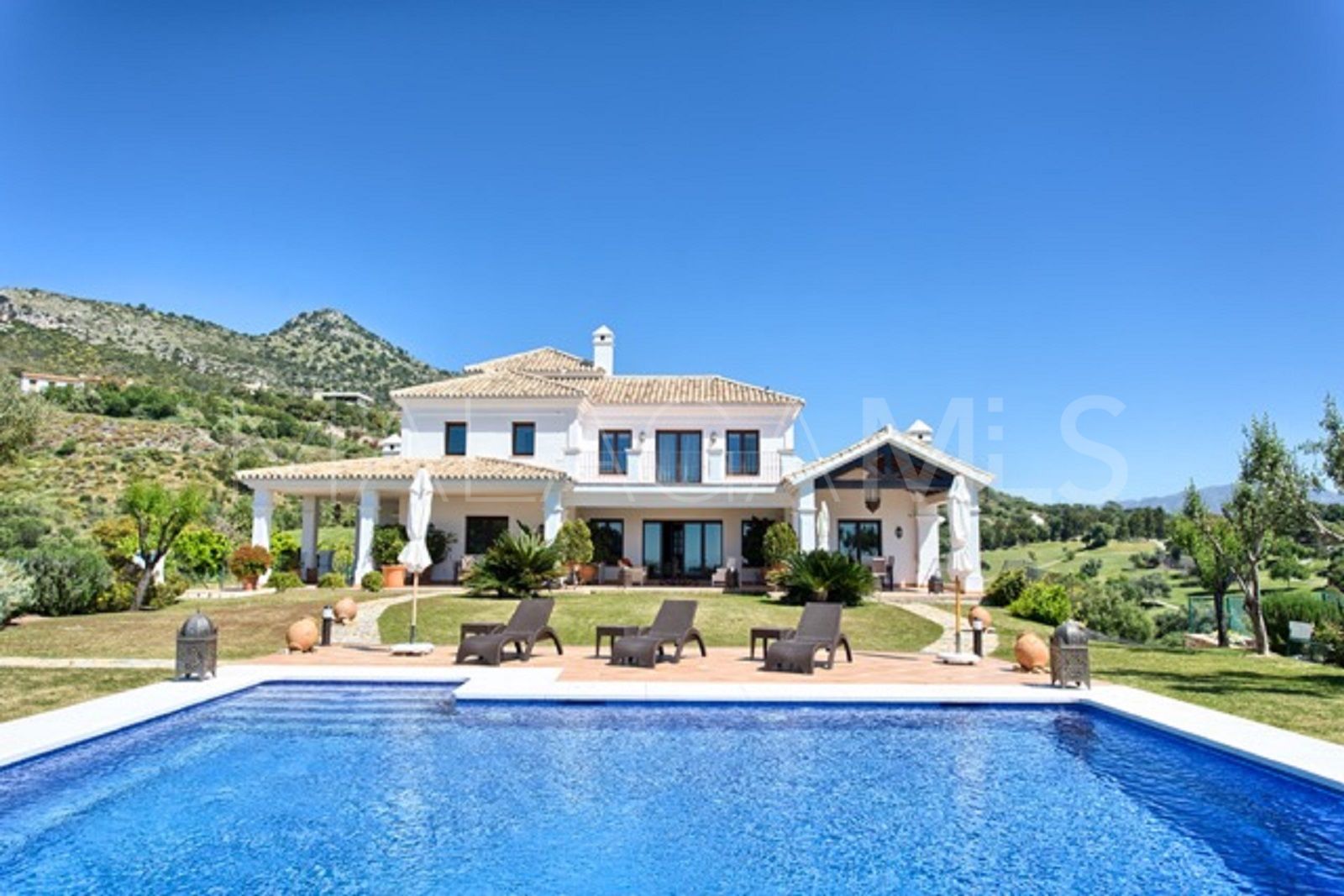 Villa with 5 bedrooms for sale in Marbella Club Golf Resort