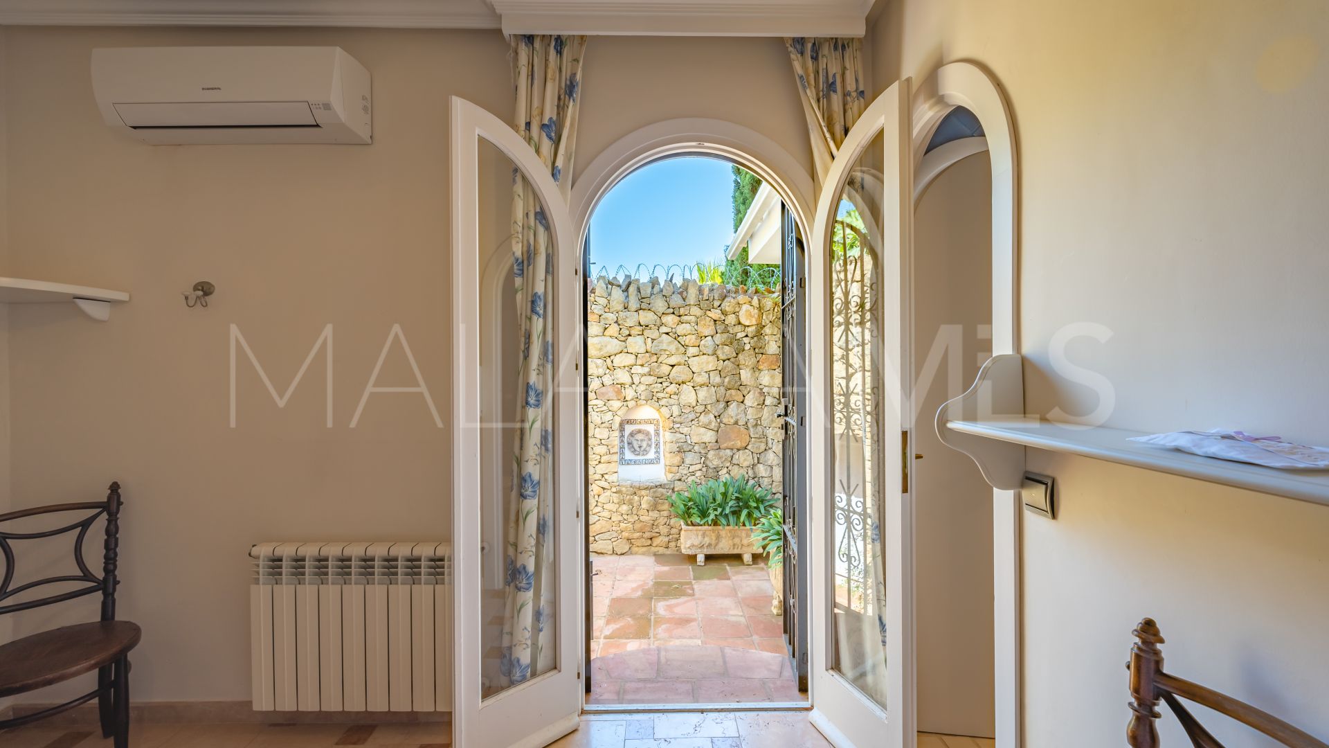 Villa for sale in Rocio de Nagüeles