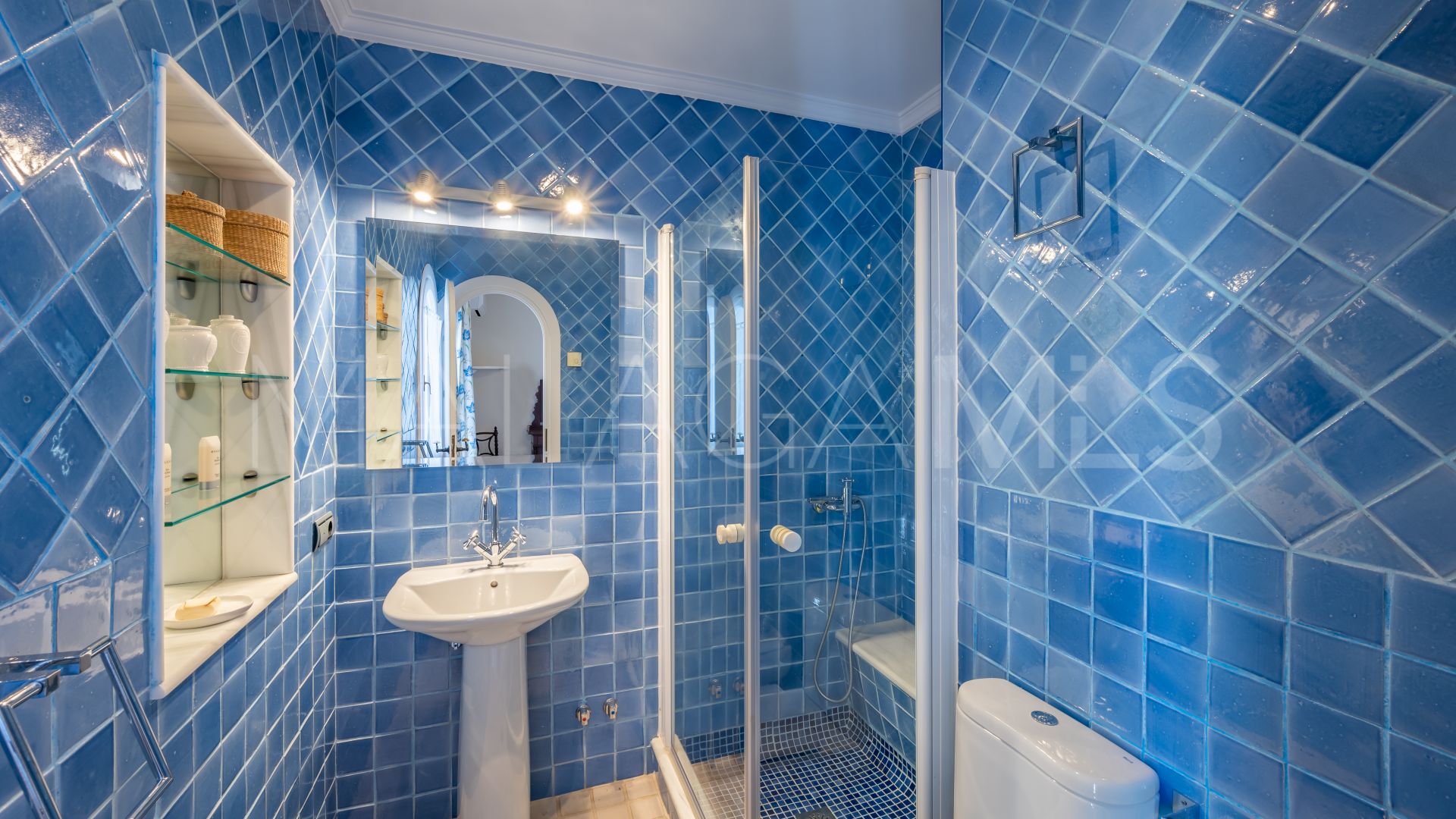 Villa for sale in Rocio de Nagüeles