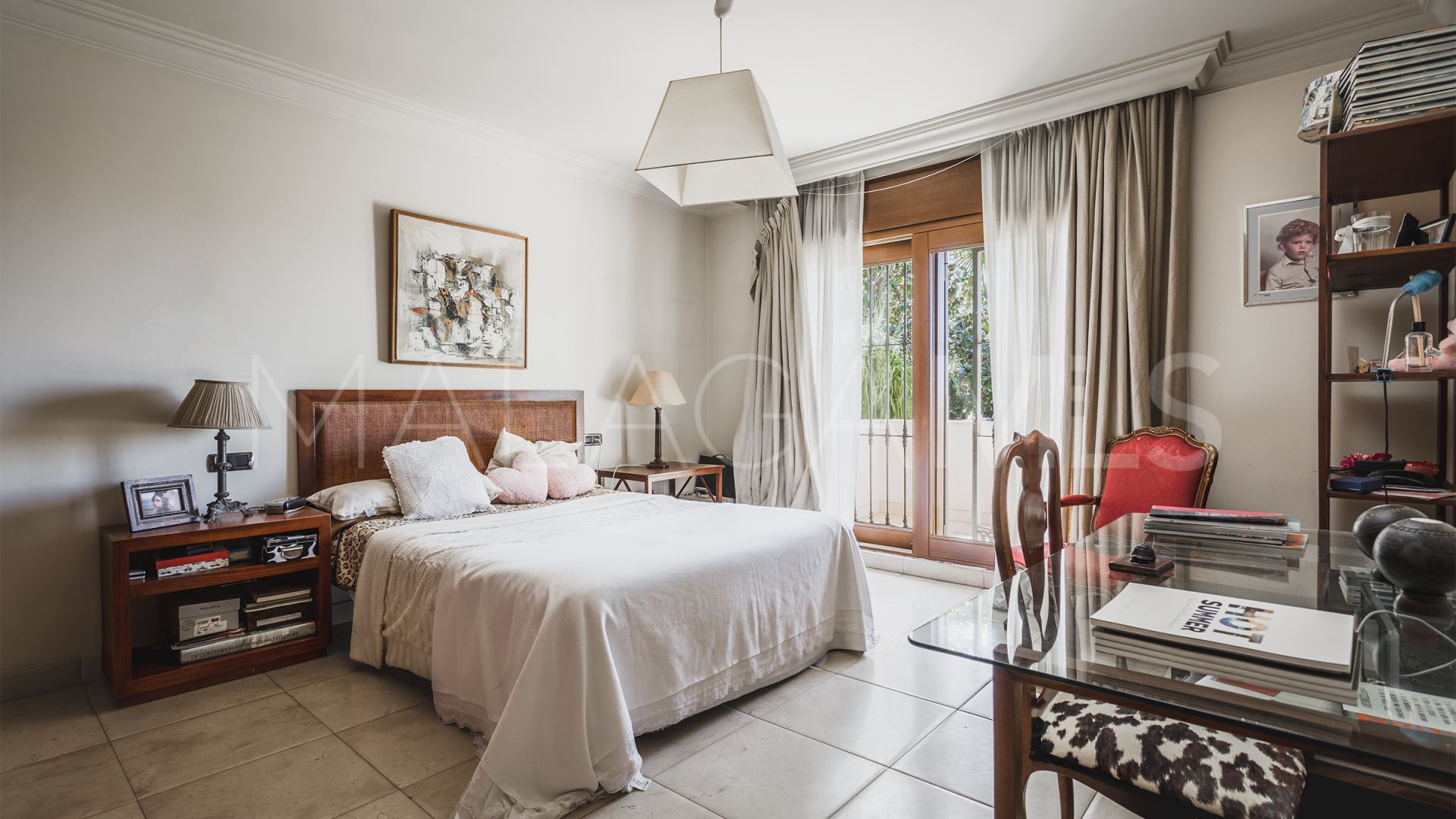 Xarblanca 5 bedrooms villa for sale