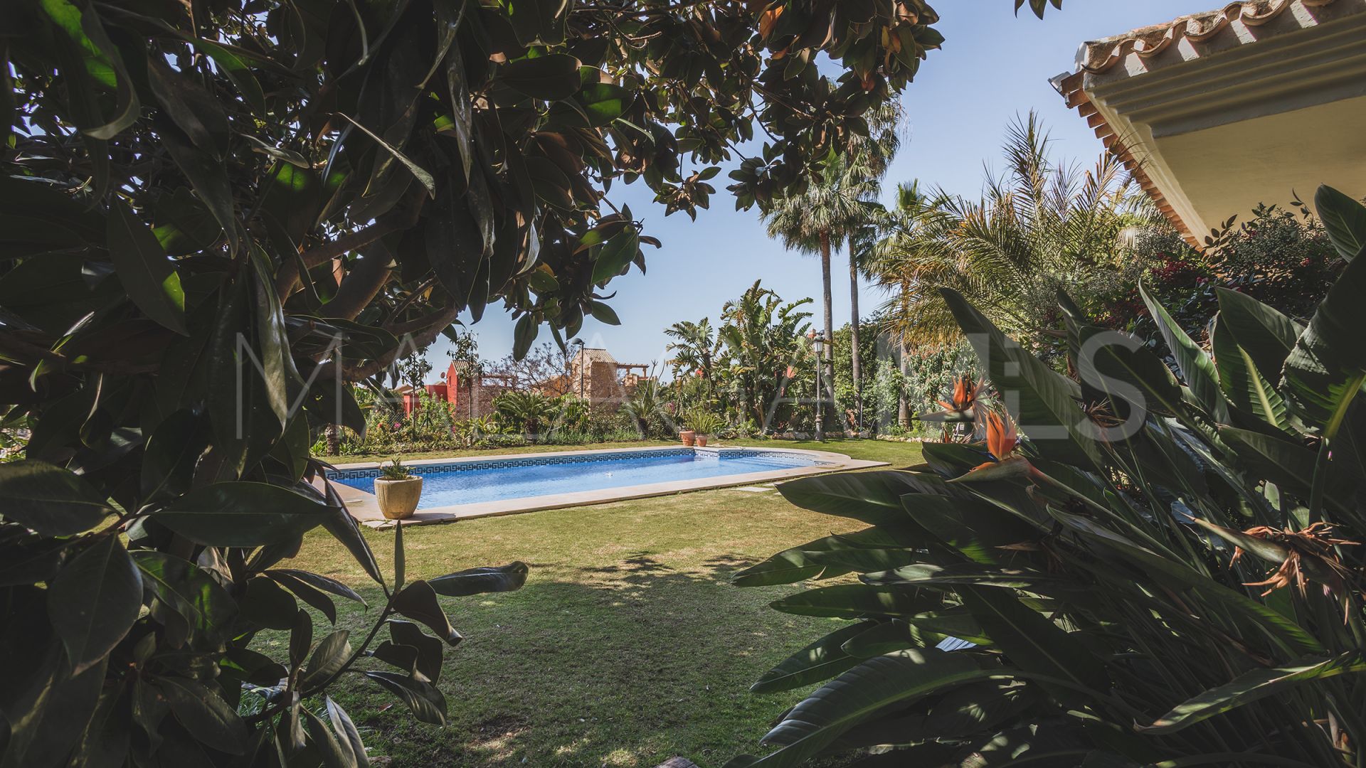 Se vende villa with 5 bedrooms in Xarblanca