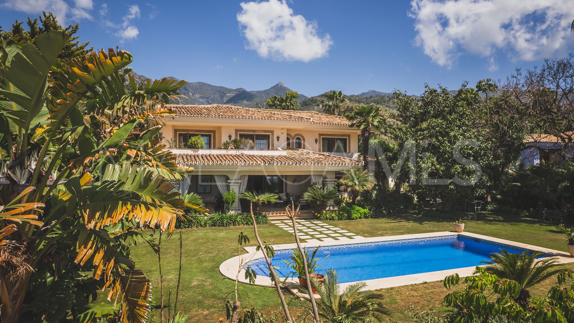 Villa for sale in Xarblanca