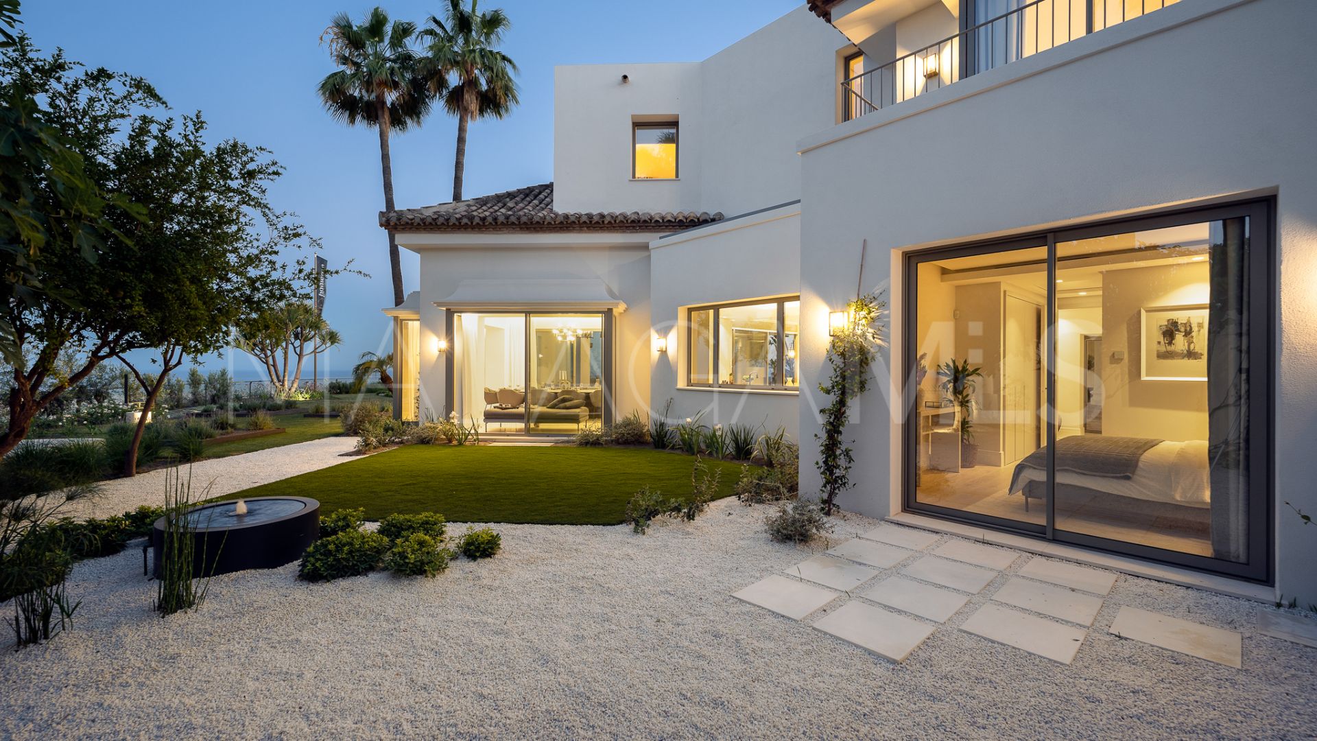 Villa for sale in Monte Halcones