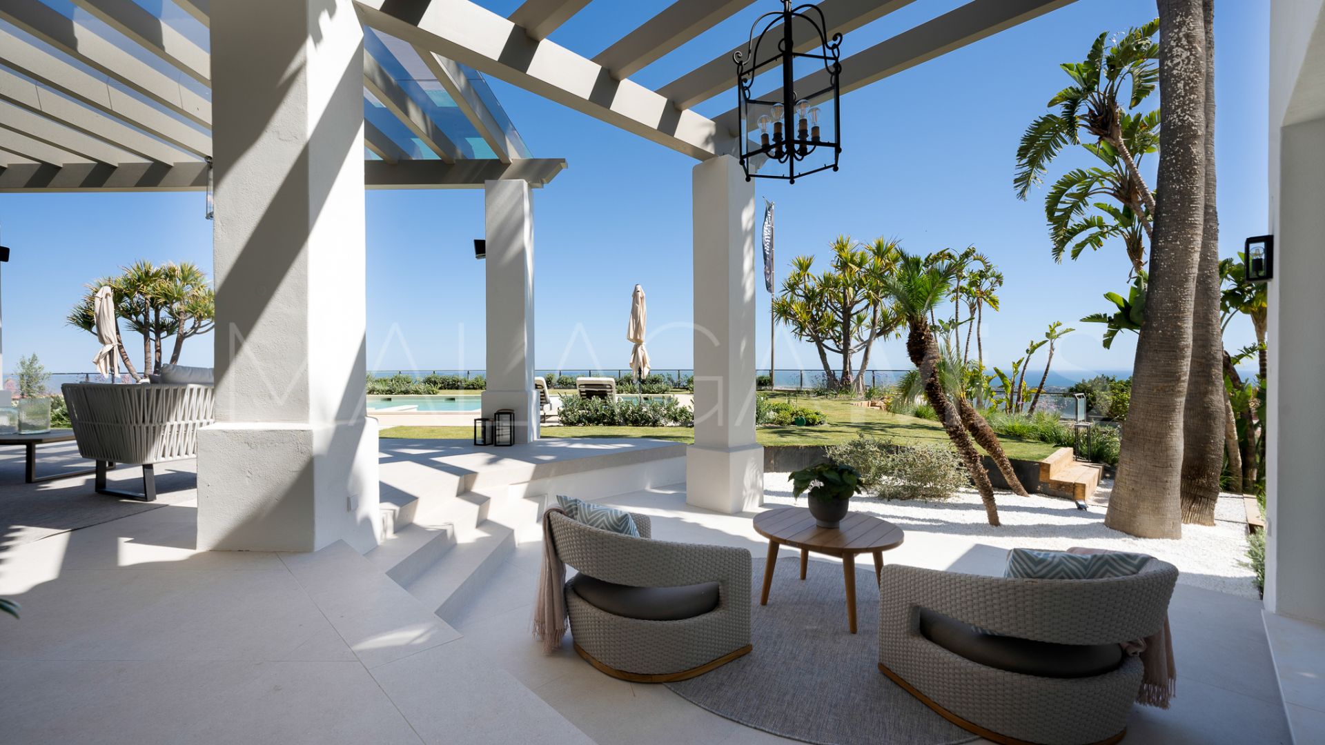 Villa for sale in Monte Halcones