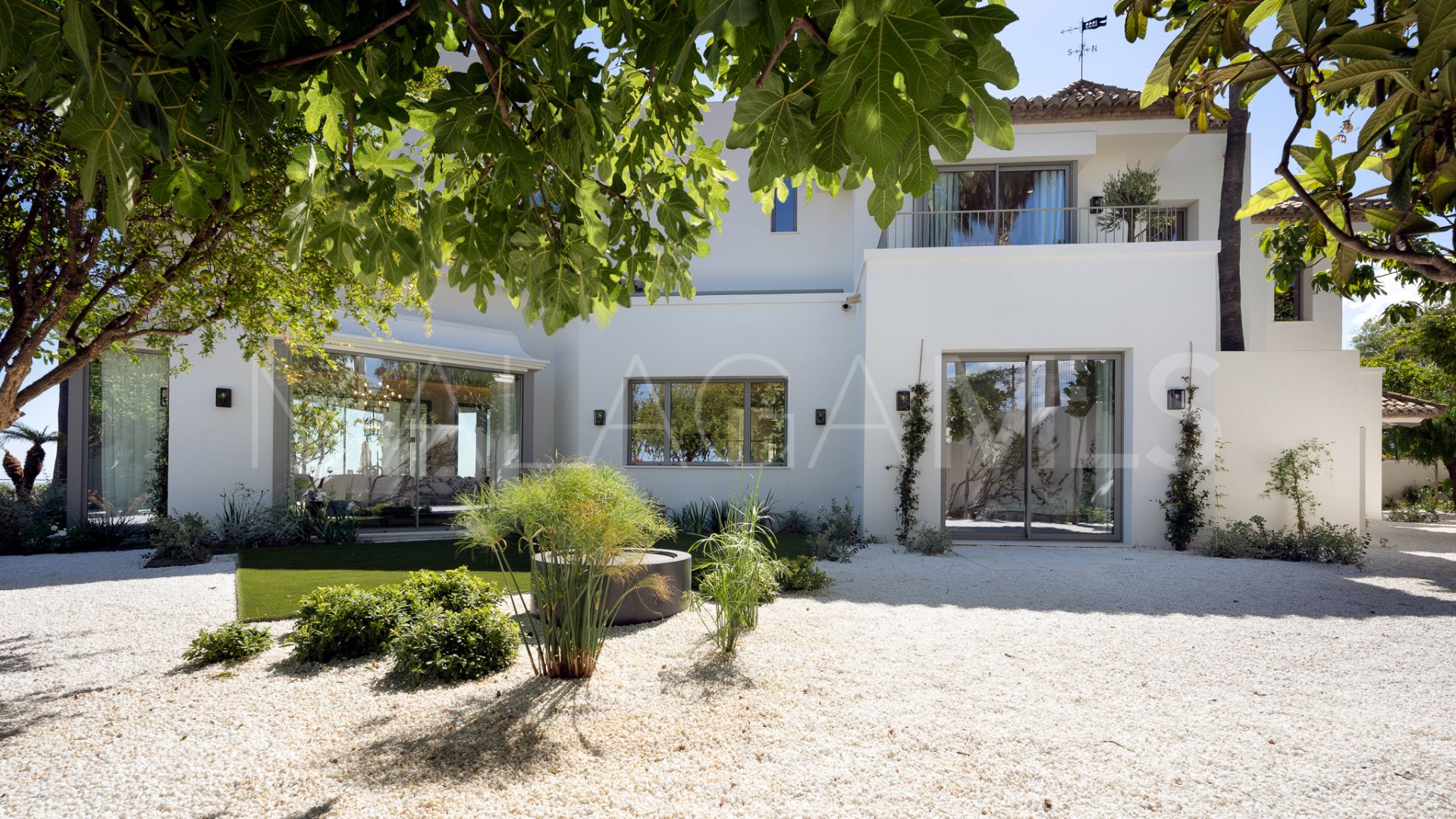 Villa for sale in Monte Halcones