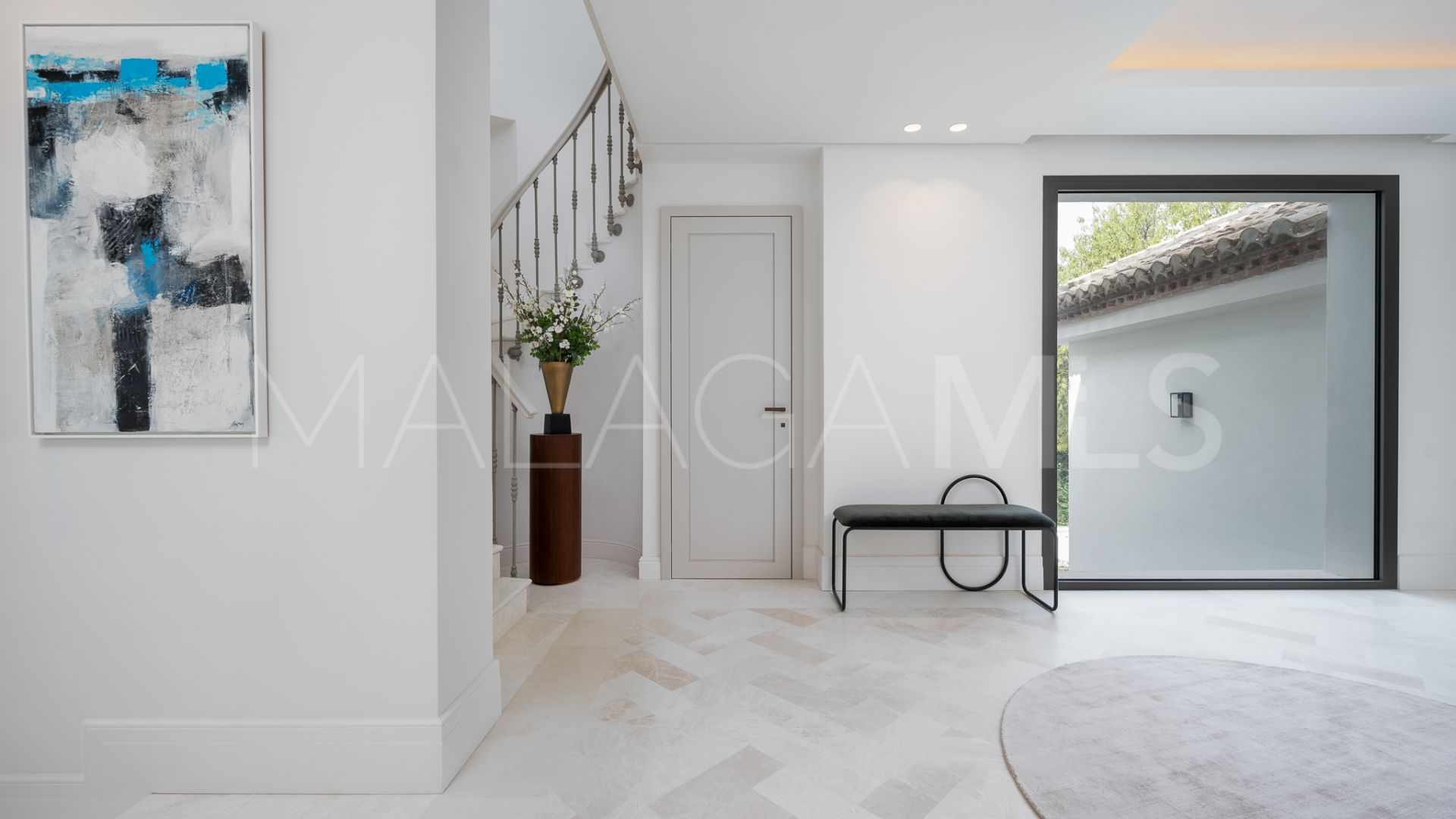 Villa for sale in Monte Halcones