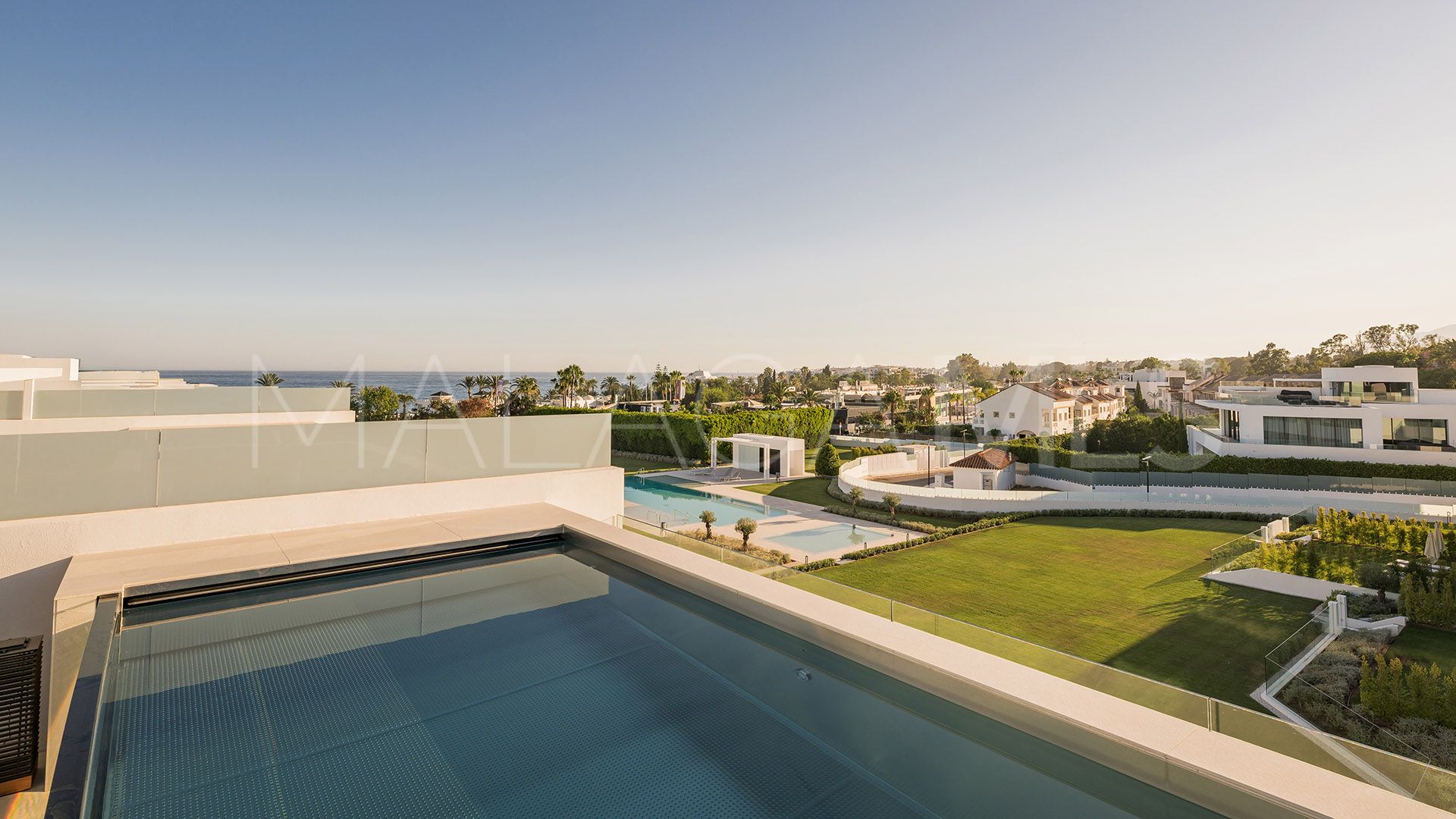 Maison jumelée for sale in Marbella Golden Mile