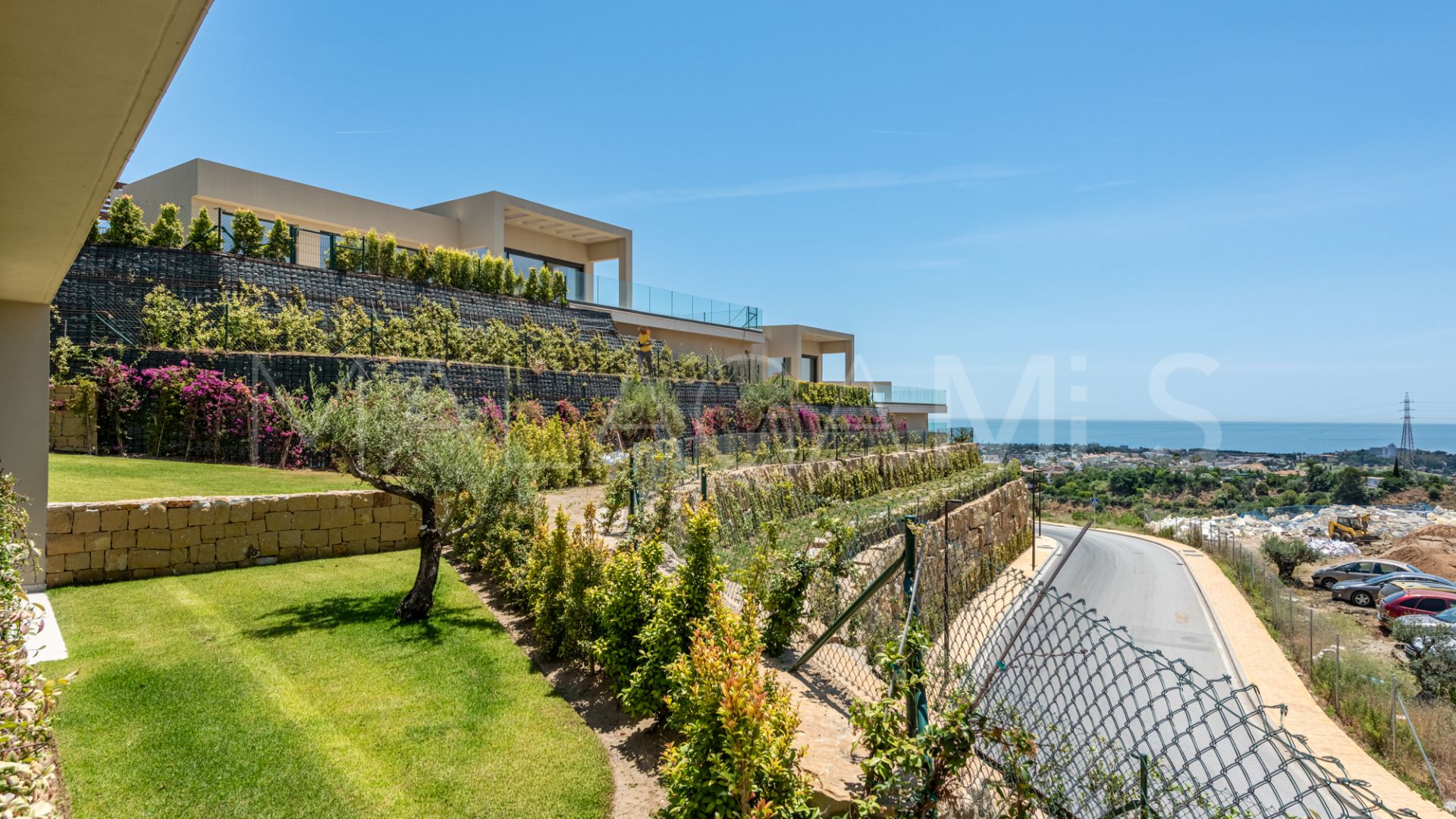 Villa for sale in La Finca de Jasmine