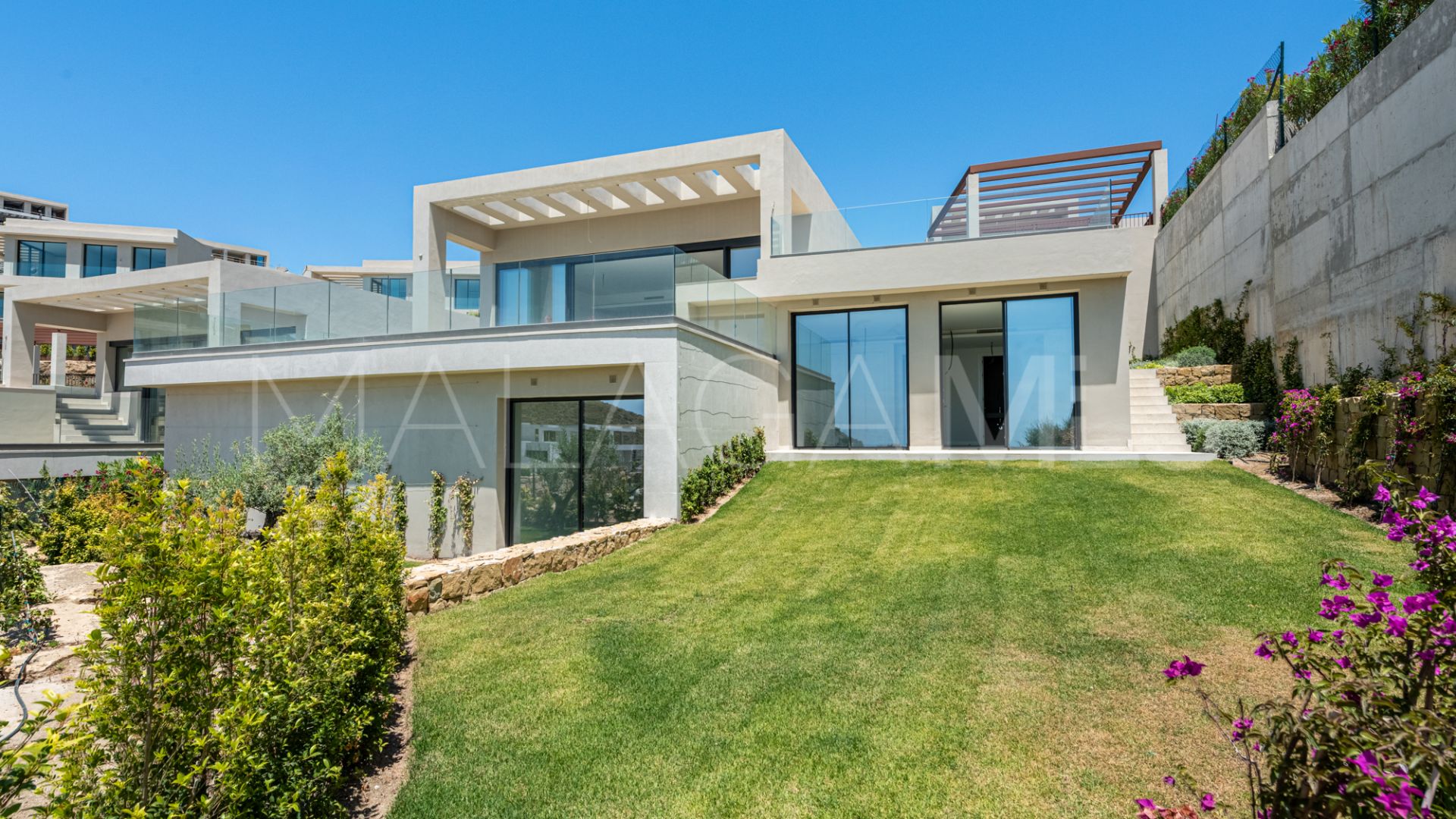 Villa for sale in La Finca de Jasmine
