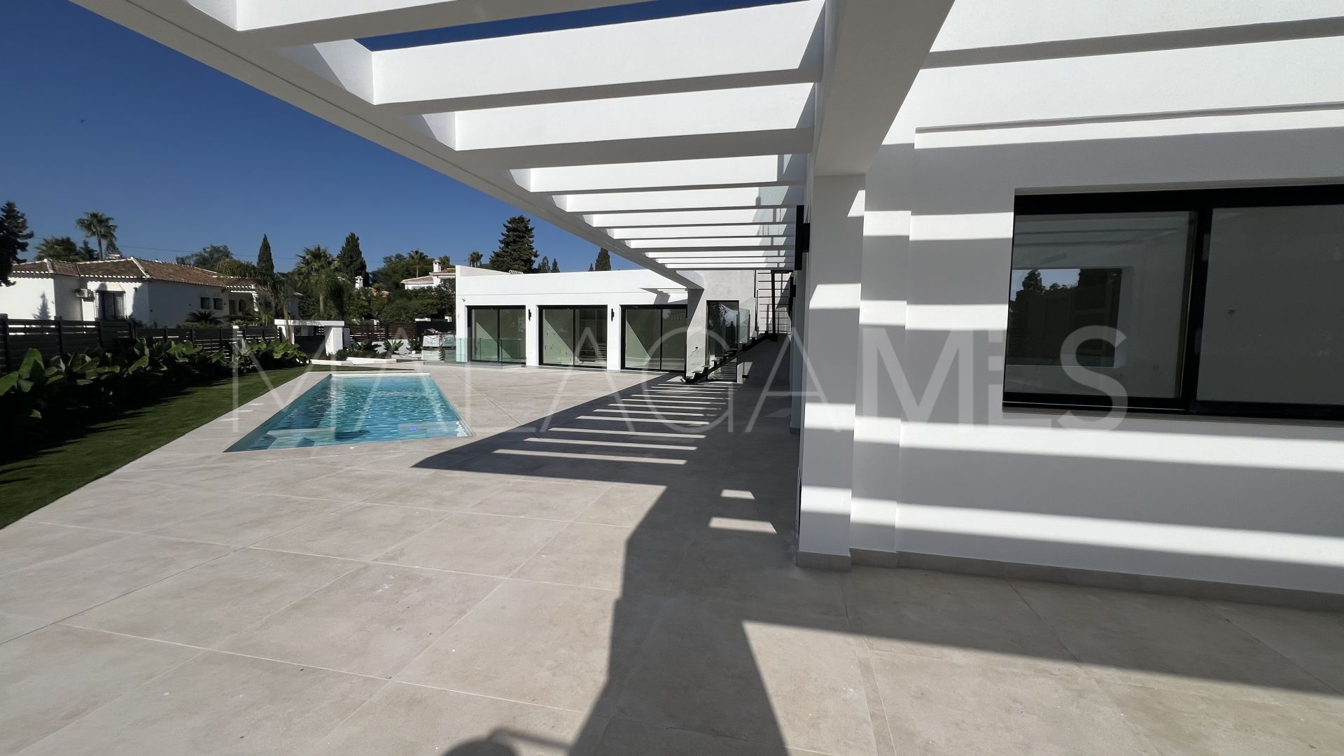 Villa with 5 bedrooms a la venta in El Chaparral