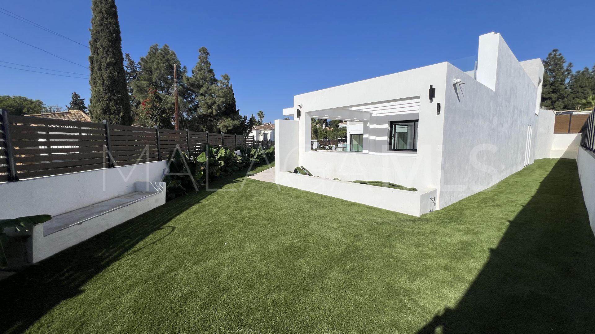 Villa with 5 bedrooms a la venta in El Chaparral