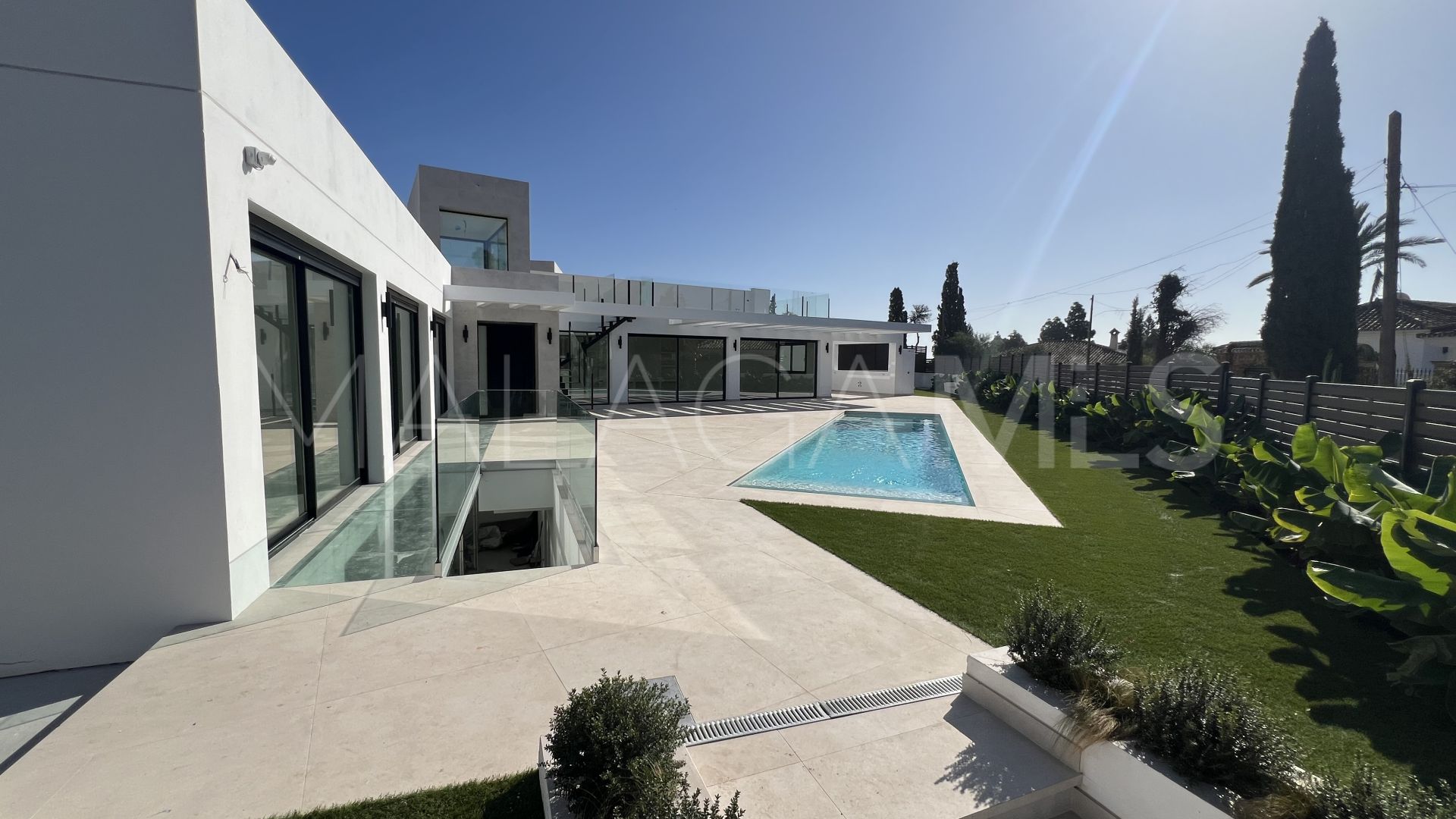 Villa with 5 bedrooms a la venta in El Chaparral