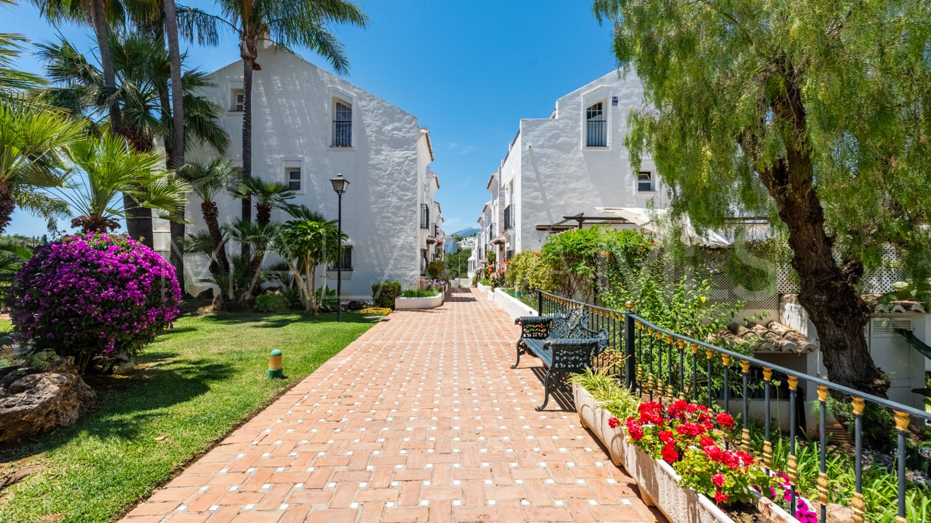Town house for sale in Arco Iris with 3 bedrooms