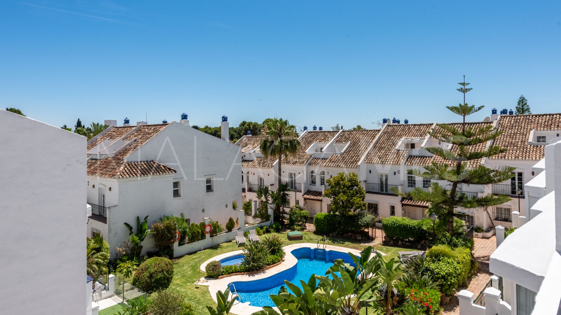 Town house for sale in Arco Iris with 3 bedrooms