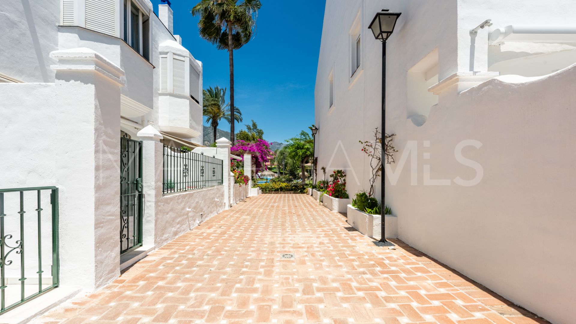 Town house for sale in Arco Iris with 3 bedrooms