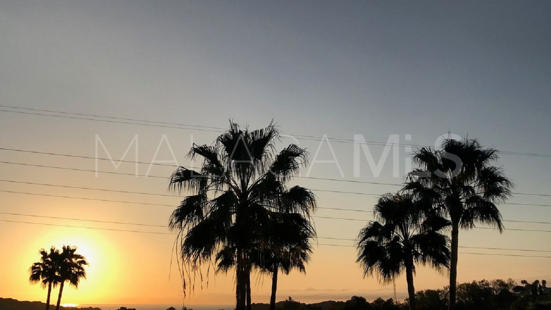 Town house for sale in Estepona Golf