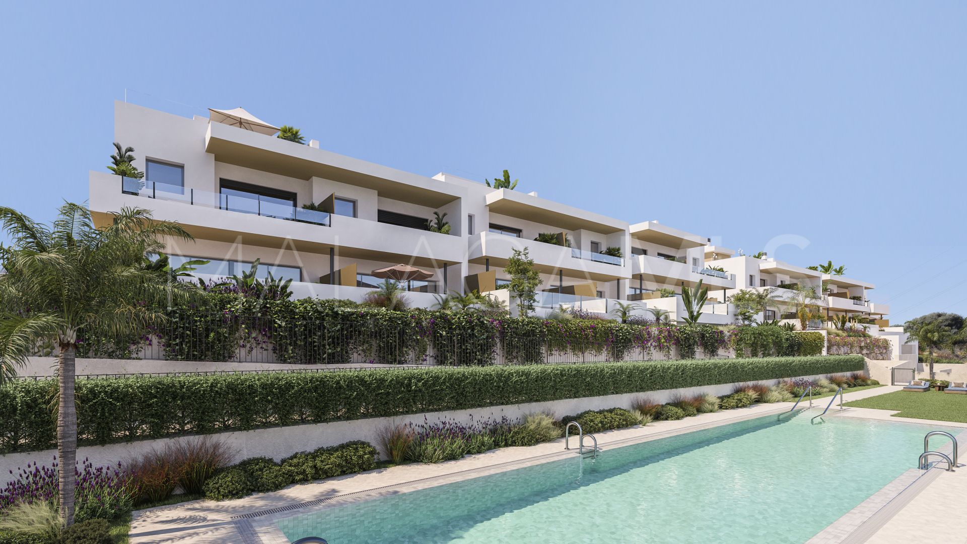 Town house for sale in Estepona Golf