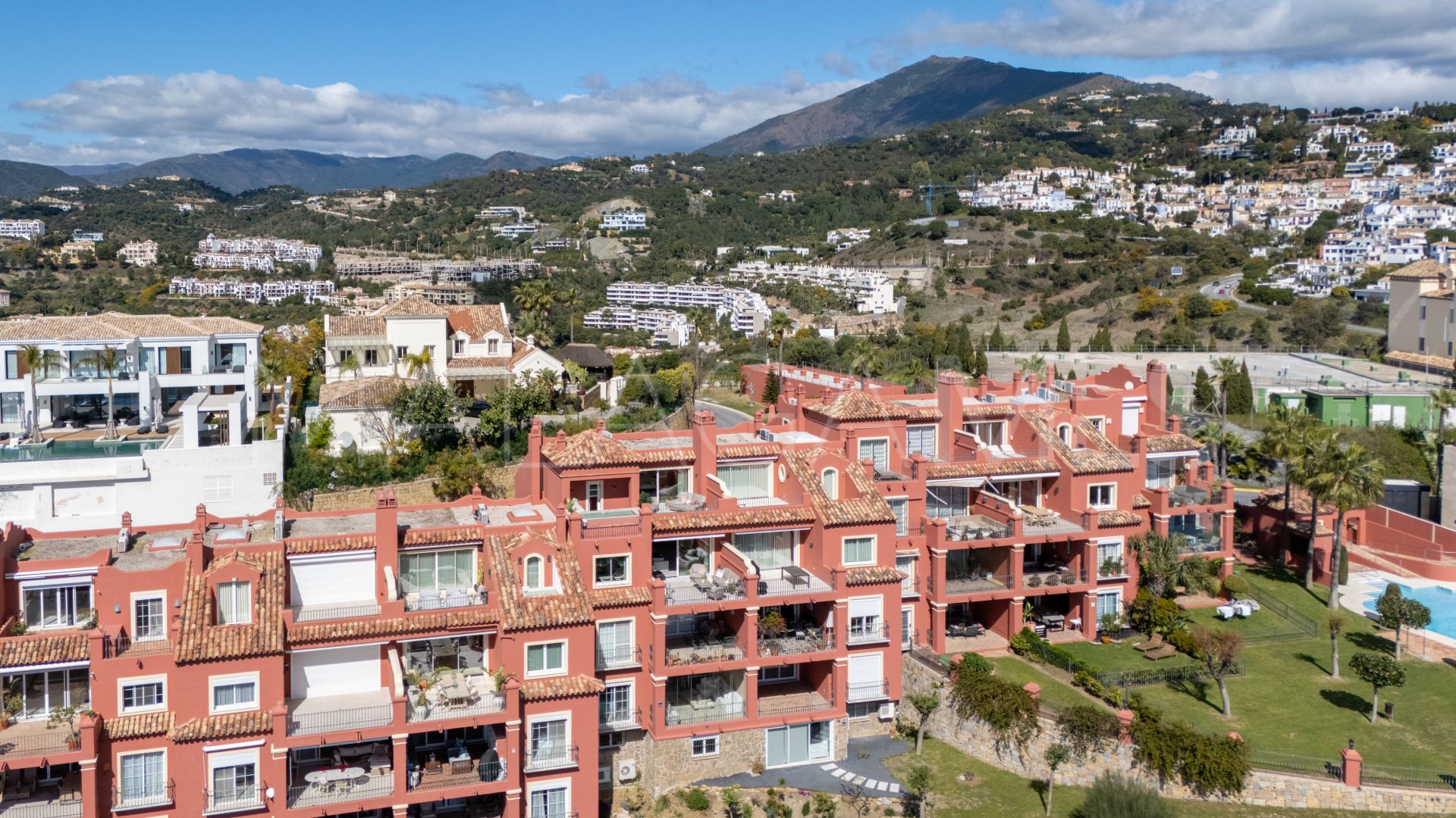 Appartement terrasse for sale in Monte Halcones