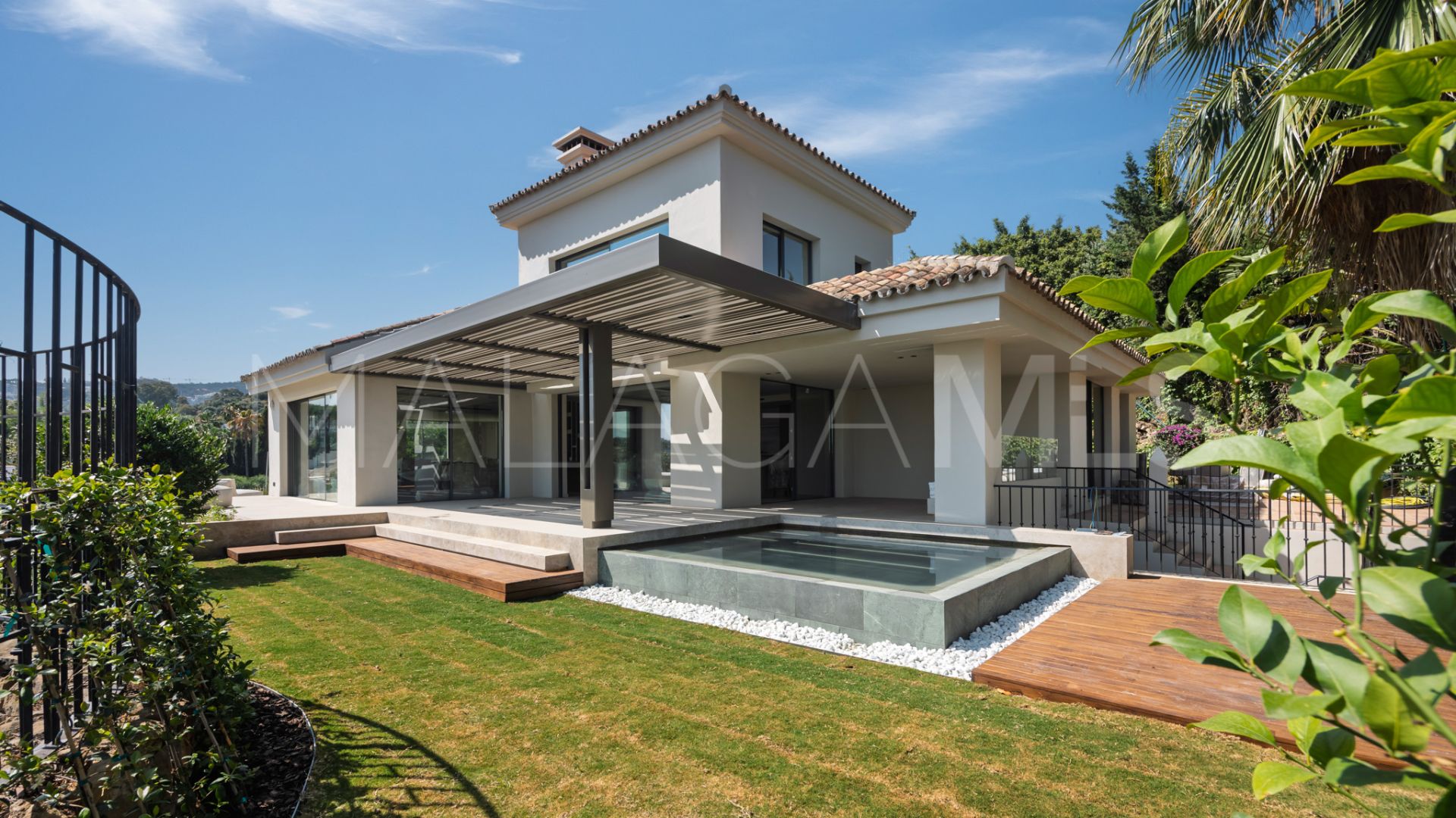 Villa for sale in Haza del Conde