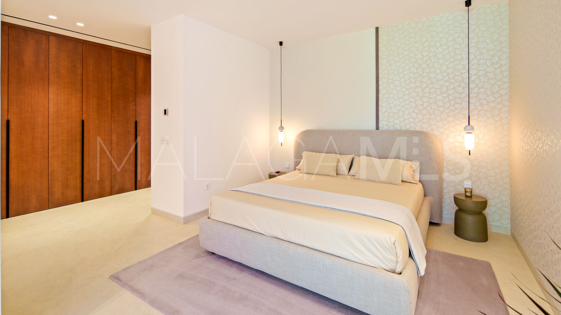 Villa for sale in Las Brisas