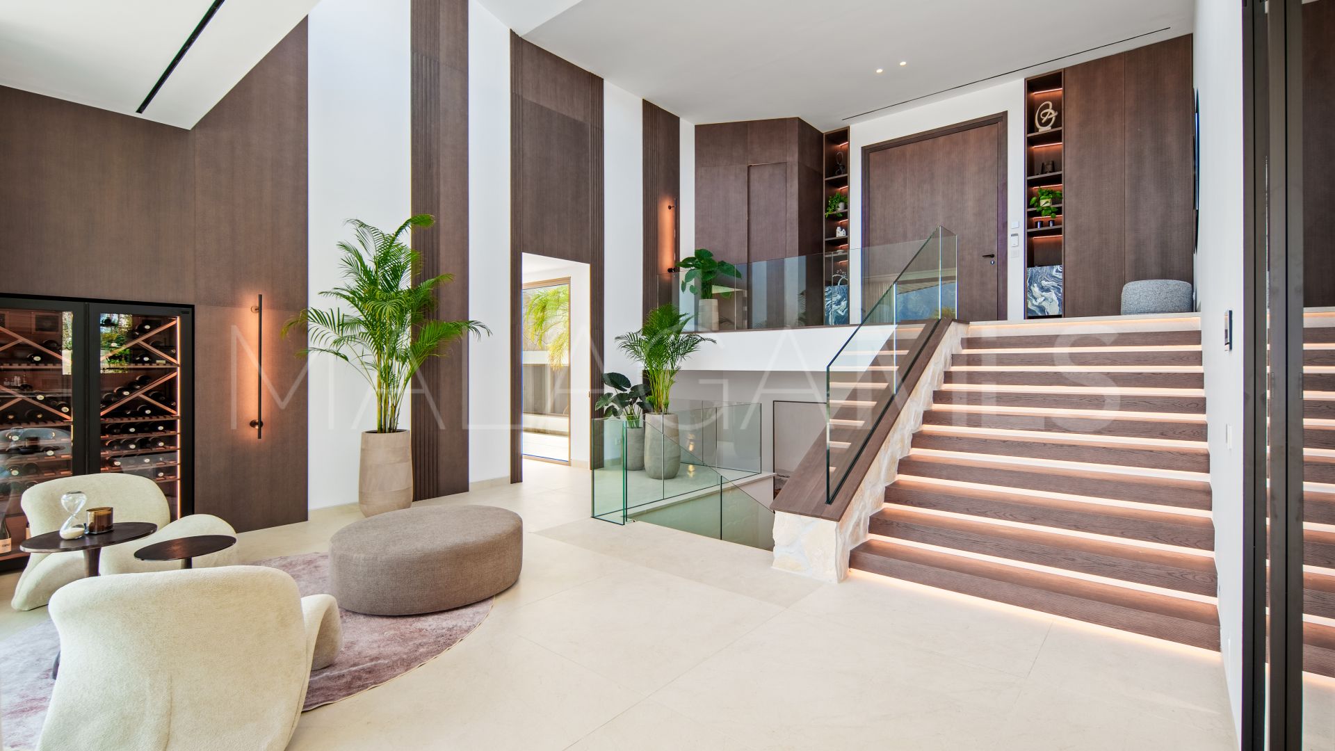 Villa for sale in Las Brisas