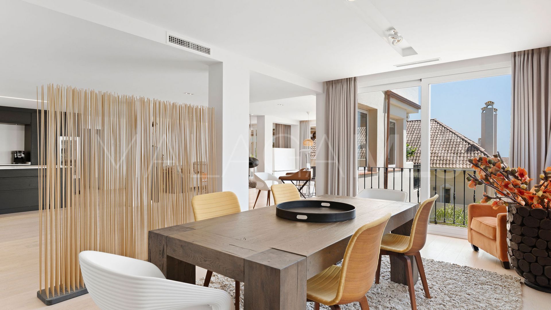 For sale apartment with 4 bedrooms in Aloha Hill Club