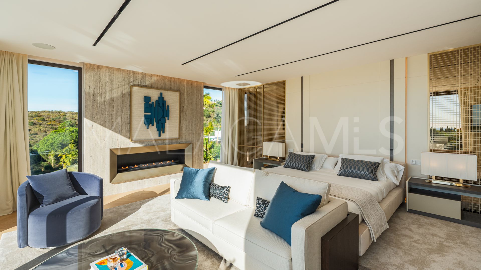 Villa for sale in Marbella Hill Club with 5 bedrooms