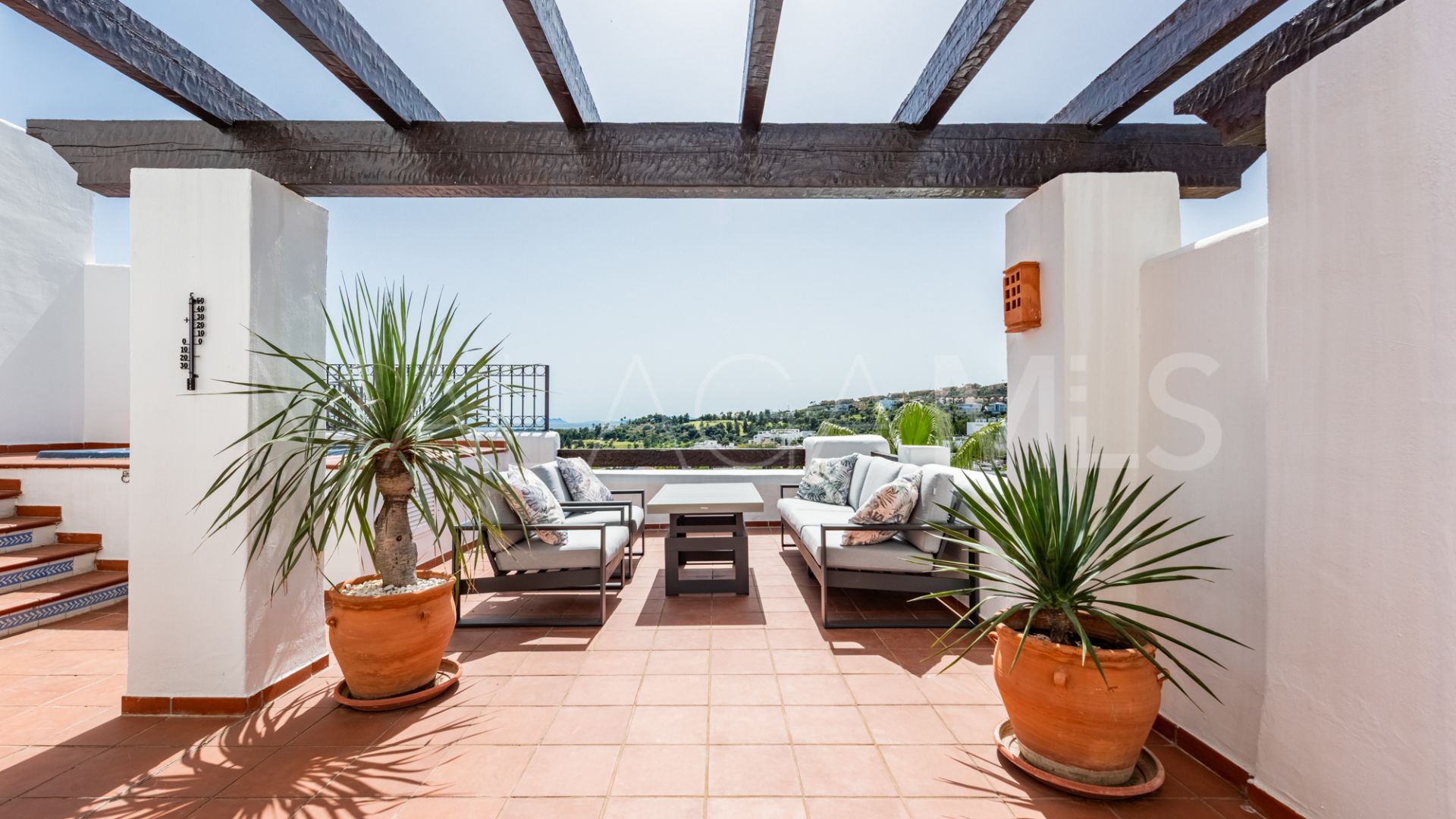 Takvåning for sale in Lomas del Marqués