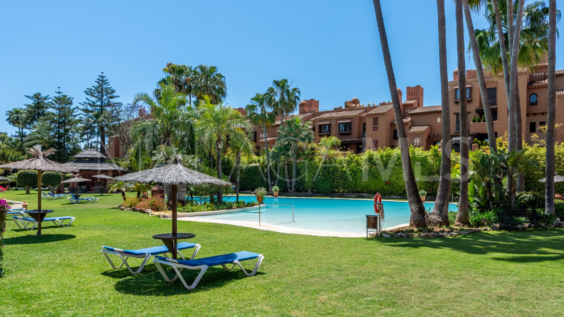Apartamento for sale in Alhambra del Golf with 2 bedrooms